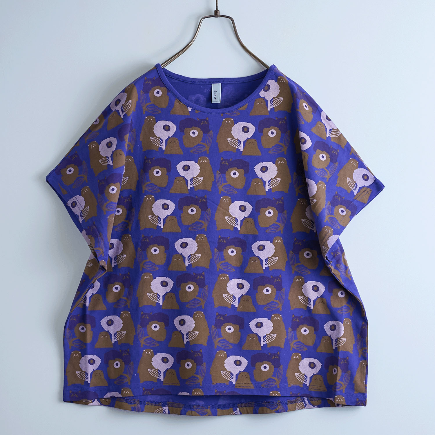 【お取り寄せ】Emago ねこプリントドルマンTシャツ - 画像5