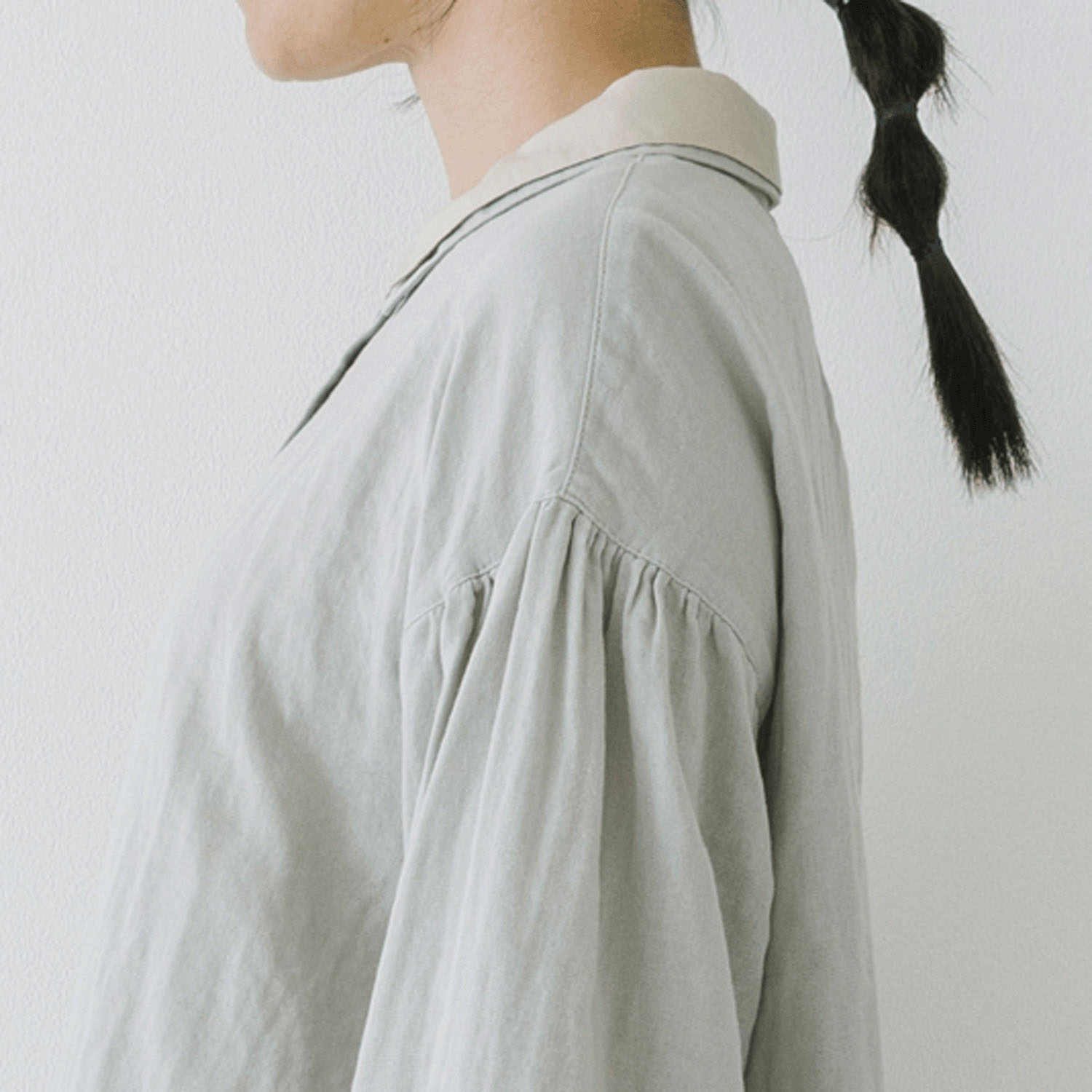 【お取り寄せ】Crea delice コットンWガーゼ2枚襟ボリューム袖ブラウス - 画像7