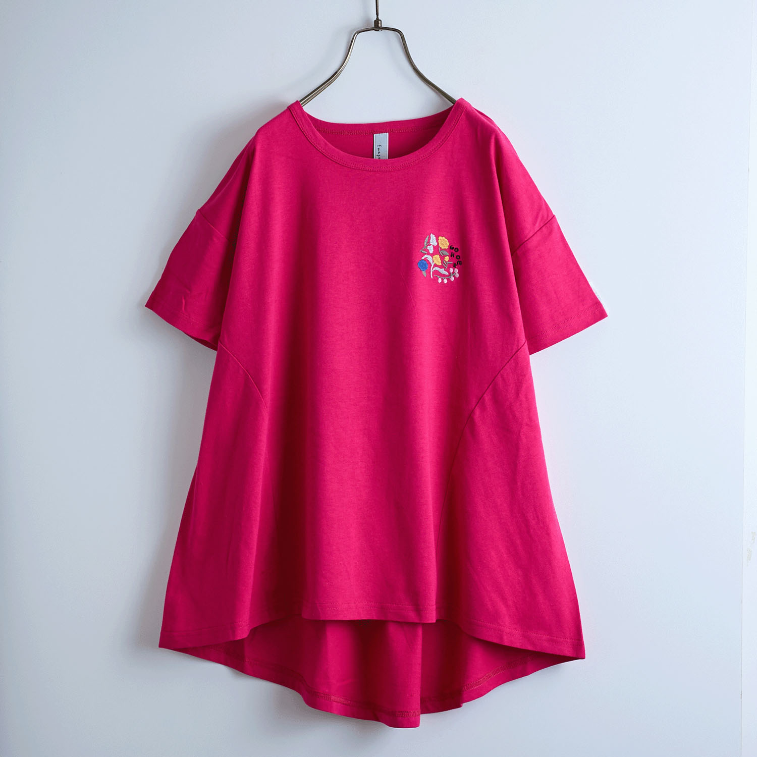 【お取り寄せ】Emago 花刺繍フレアTシャツ - 画像4