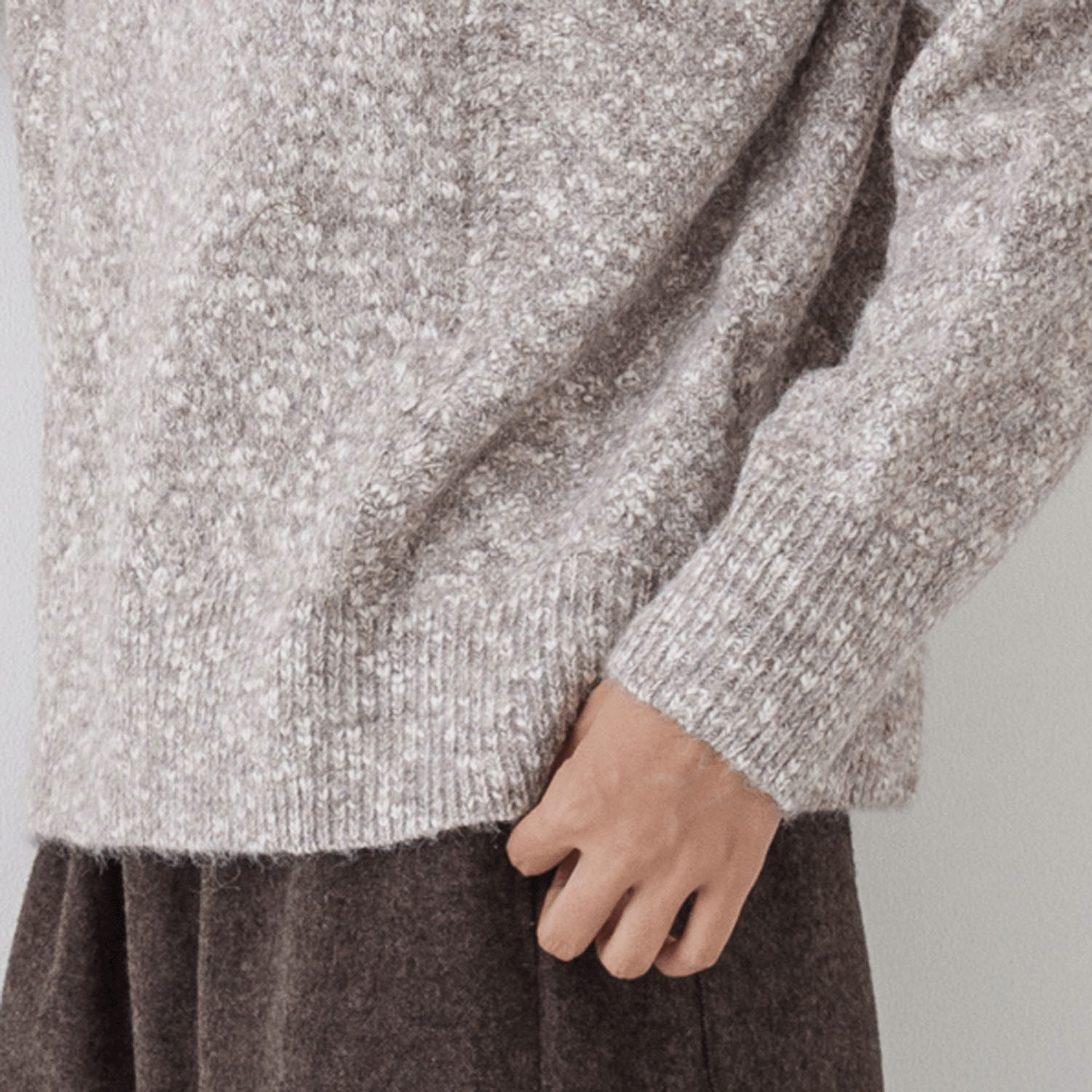 【お取り寄せ】kermu メランジニットカノコ編みハイネックセーター - 画像14