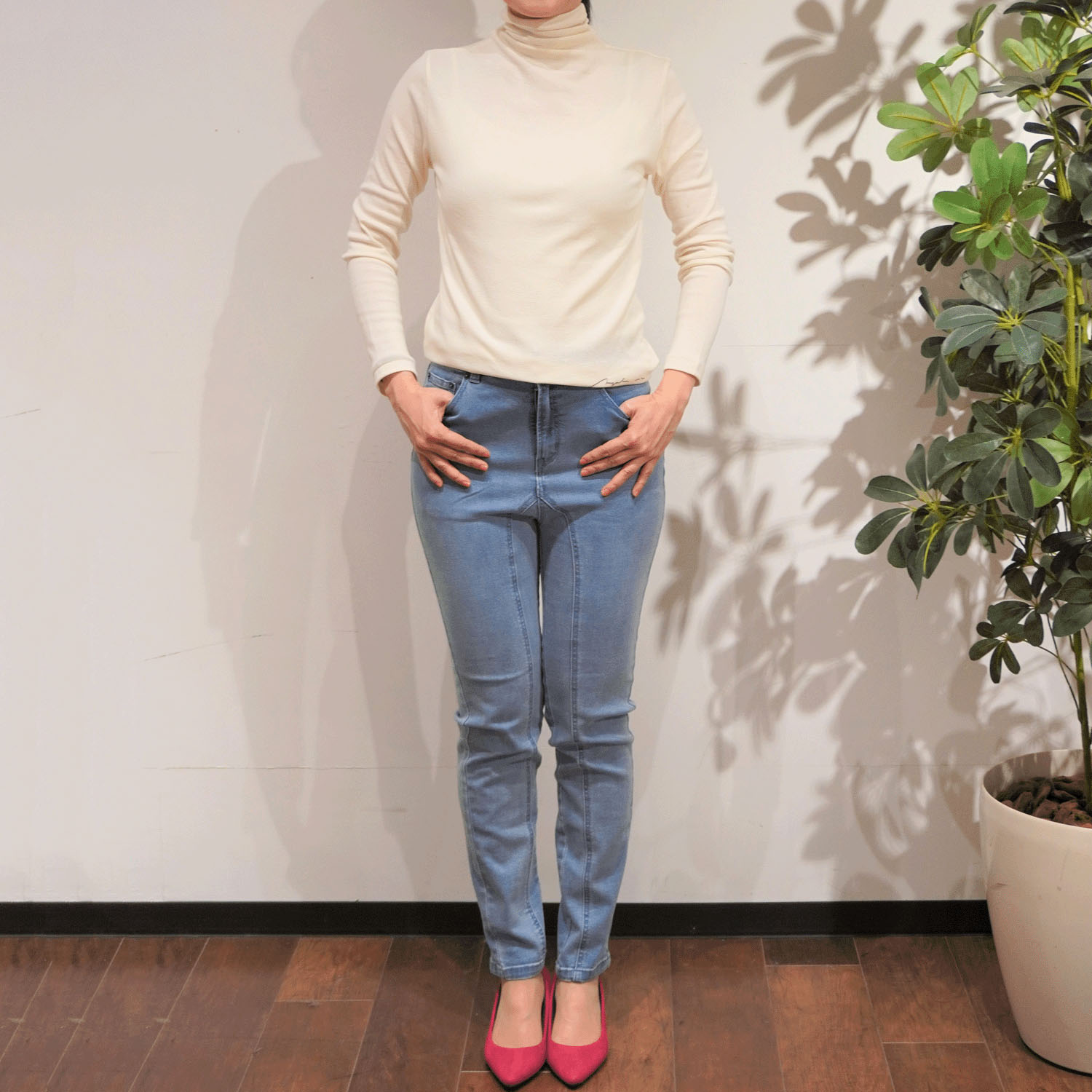 マゼンタ フライス12cmボトルネック長袖 - 画像20