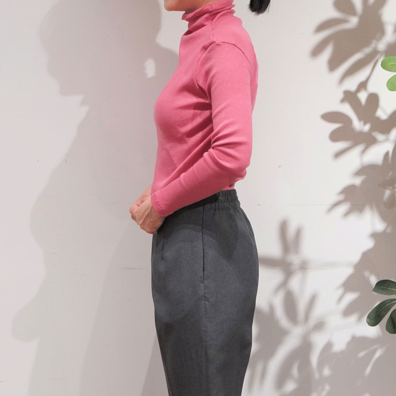 【Insta Live】マゼンタ テレコ12cmボトルネック長袖 - 画像8