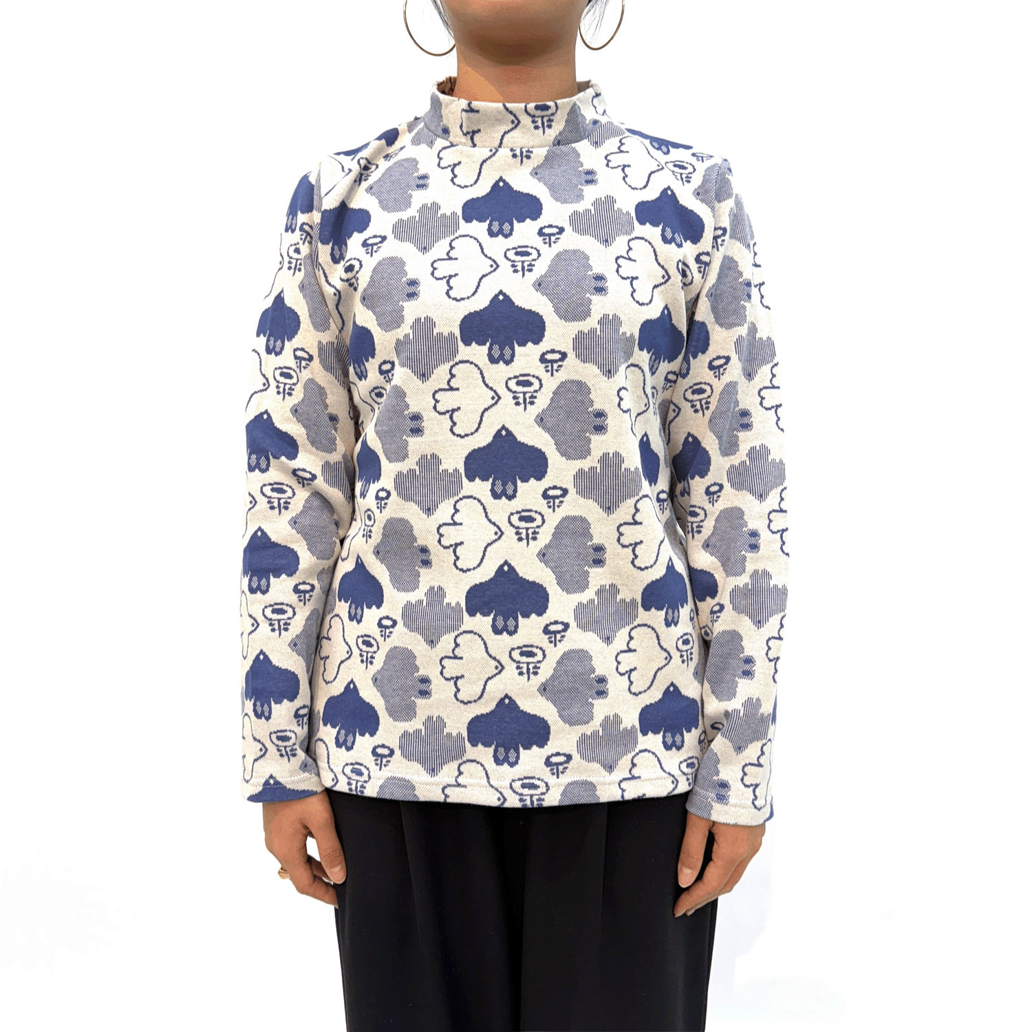 T’BIS STUDIO 長袖バード柄ダブルジャカード起毛ハイネックカットソー - 画像9