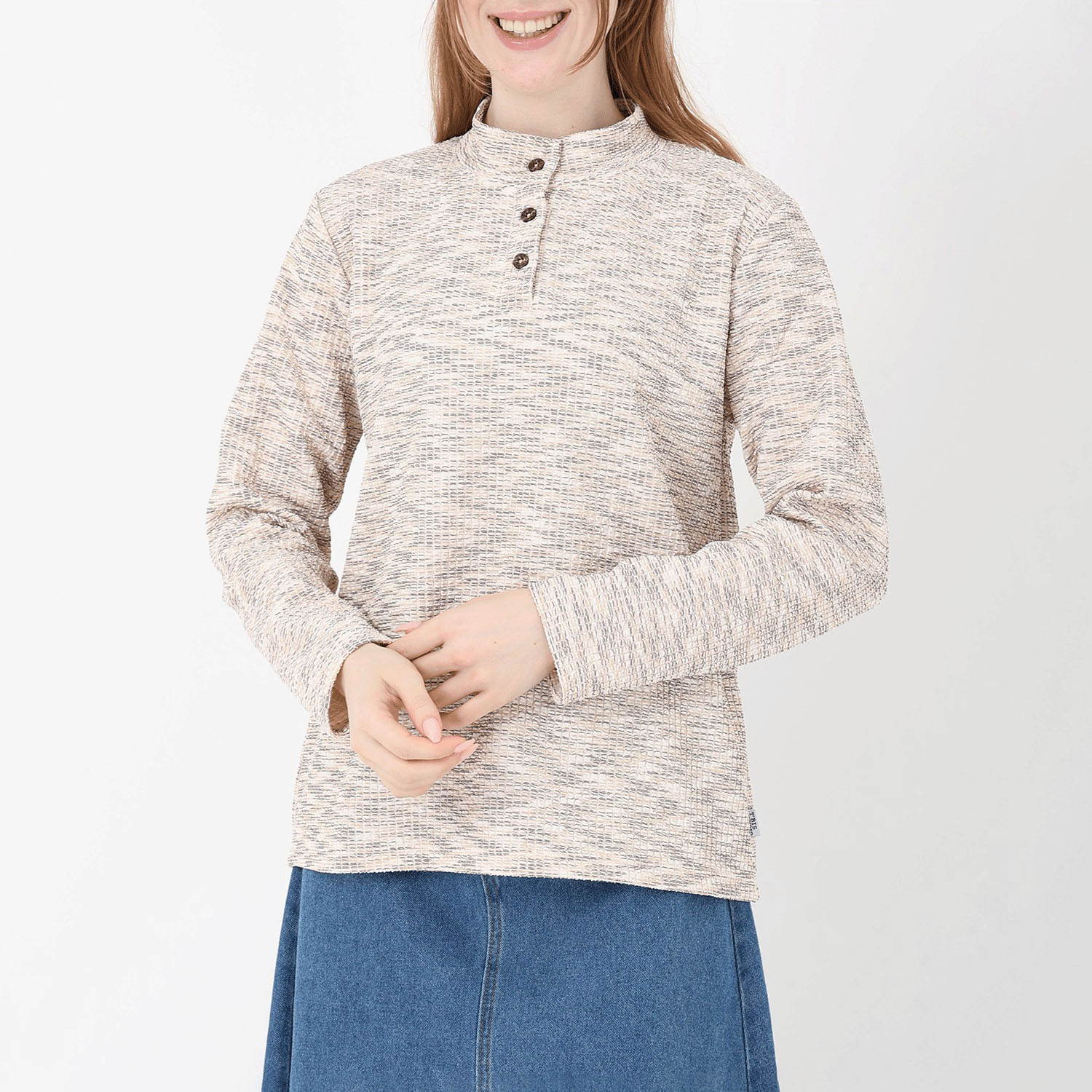 T’BIS STUDIO かすりジャカード前立てハイネックプルオーバー - 画像1