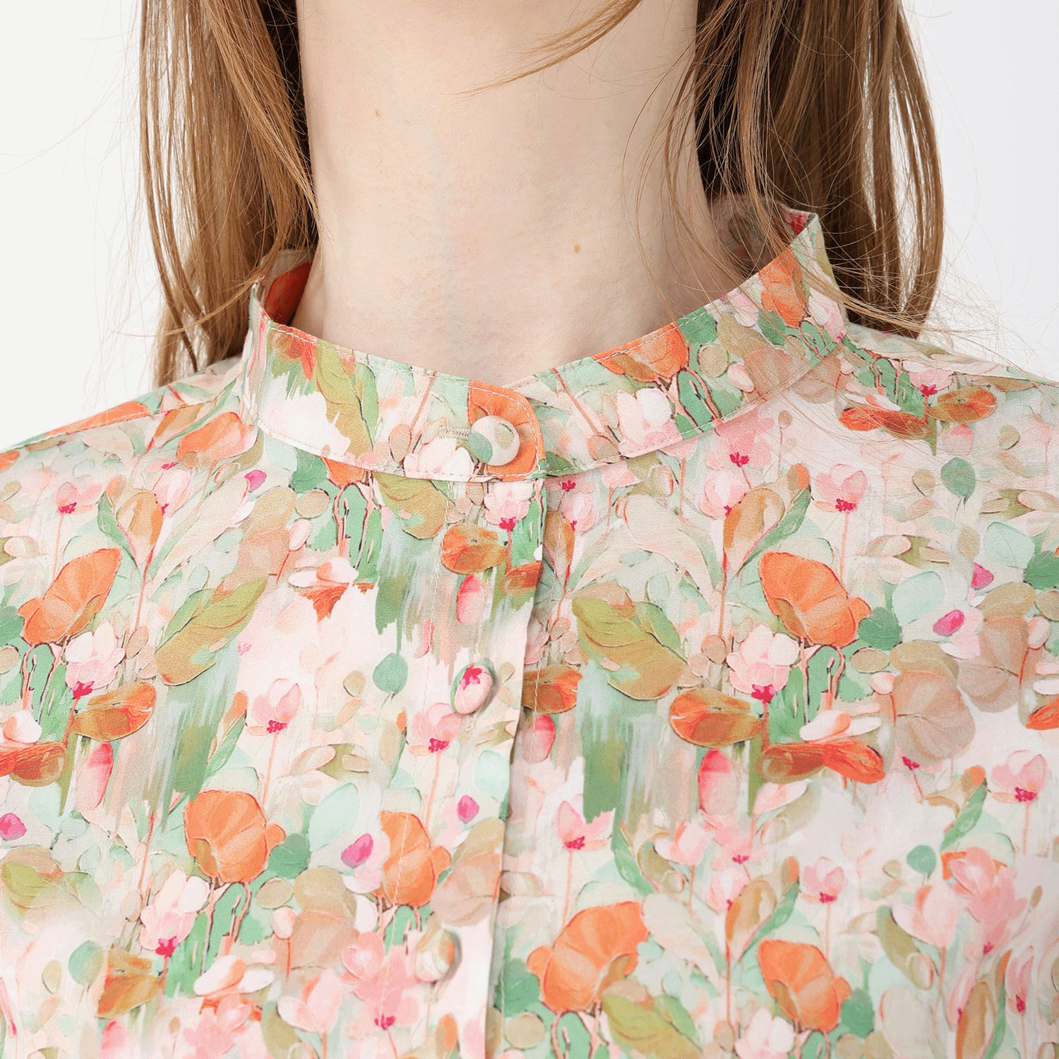 T’BIS STUDIO 7分袖水彩花柄スタンドネックシャツ - 画像2