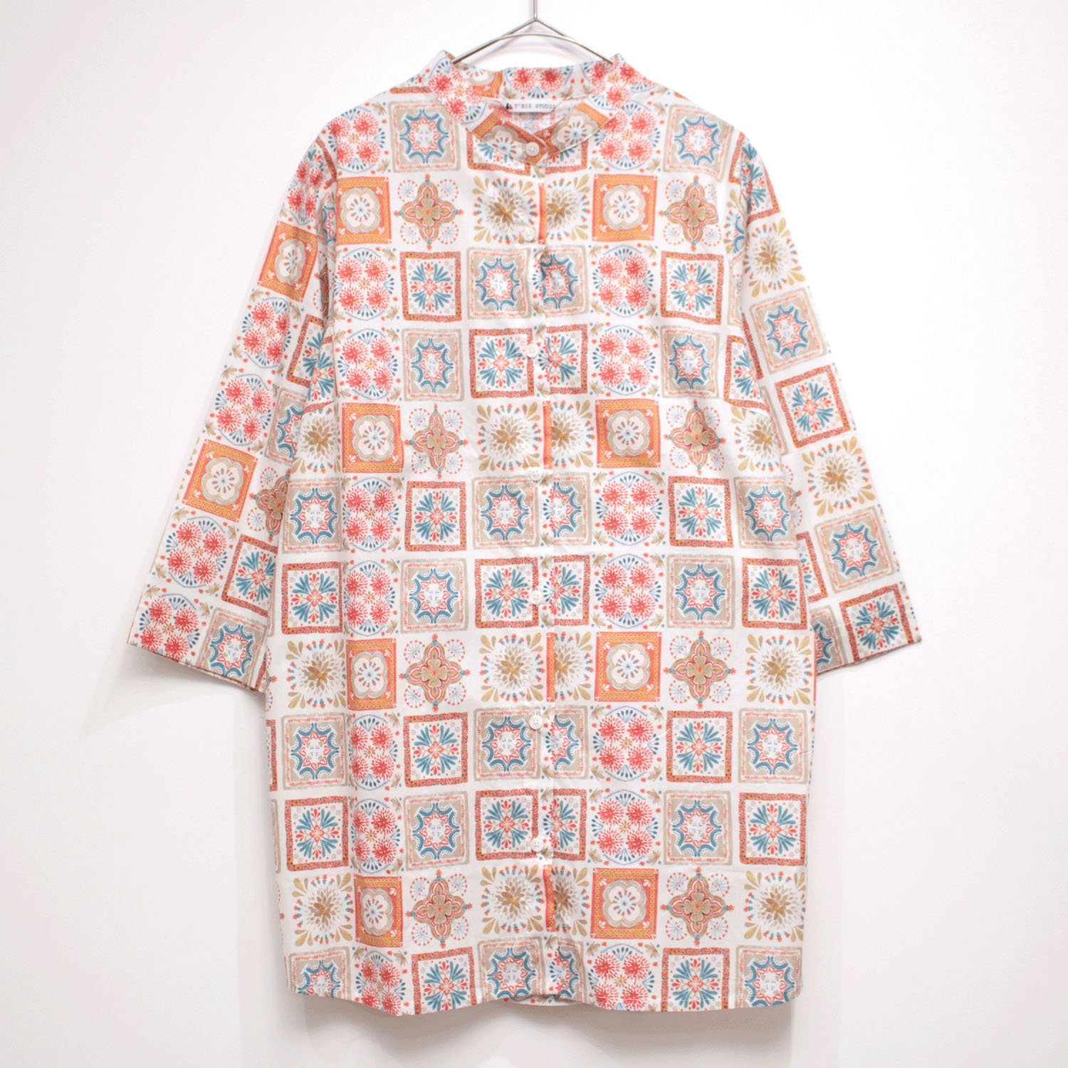 T’BIS STUDIO お花タイル柄七分袖チュニック丈シャツ - 画像3