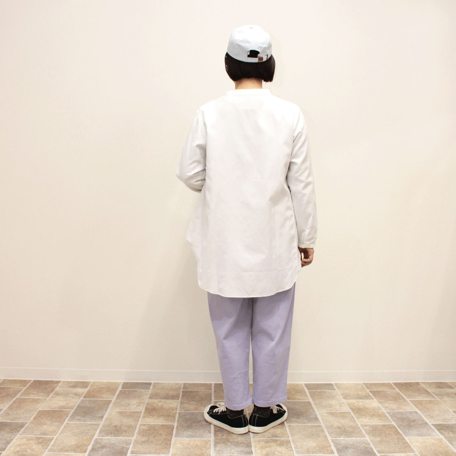 notorico アクセントステッチベーシックスタンドカラーロングシャツ - 画像6