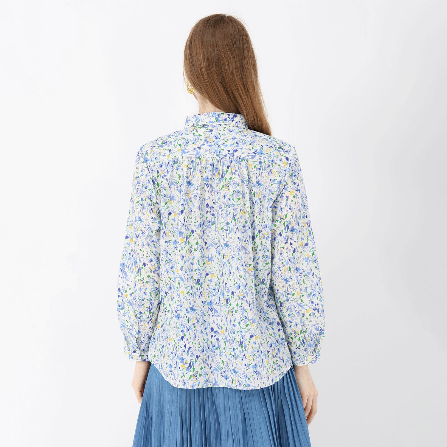 T’BIS STUDIO 水彩花柄プリント胸切替ギャザーシャツ - 画像12