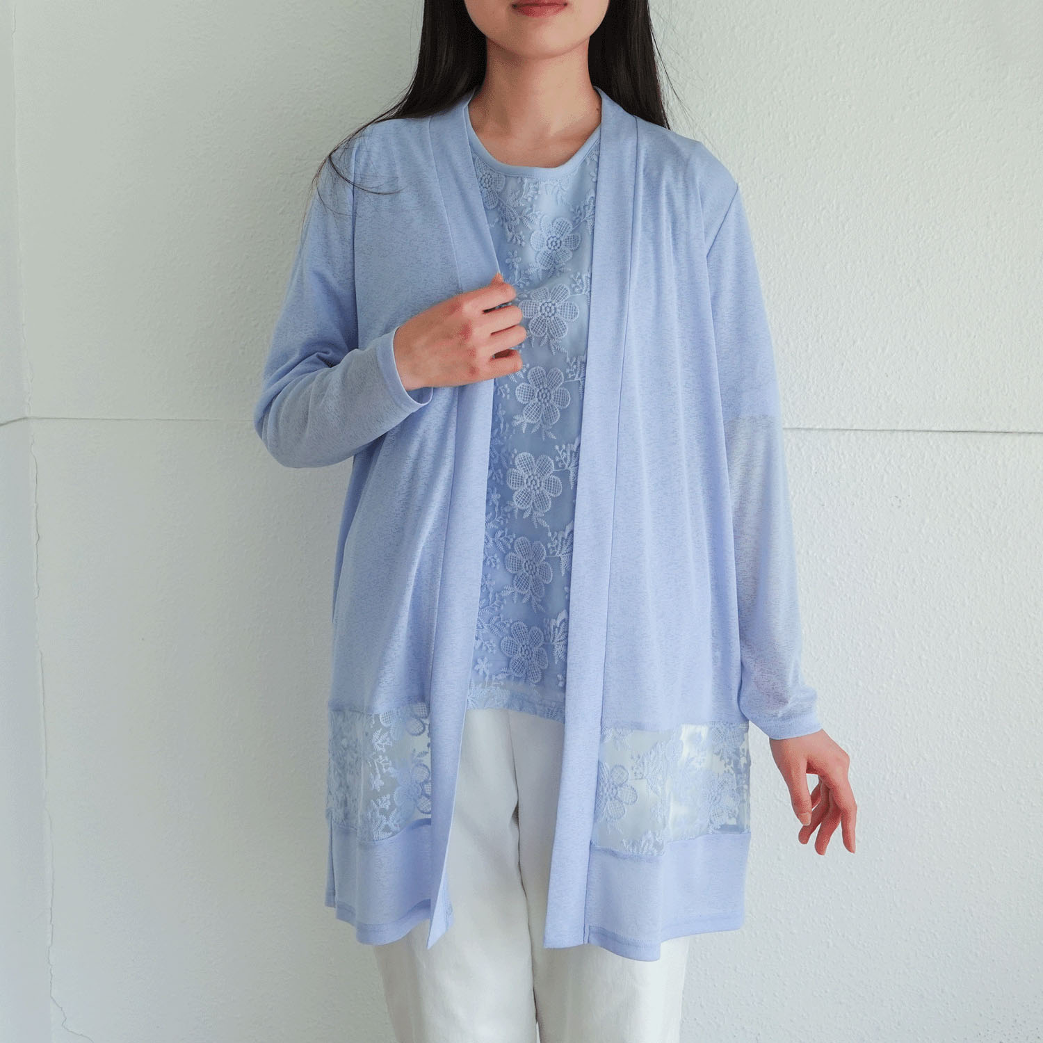 刺繍切替カーデアンサンブル