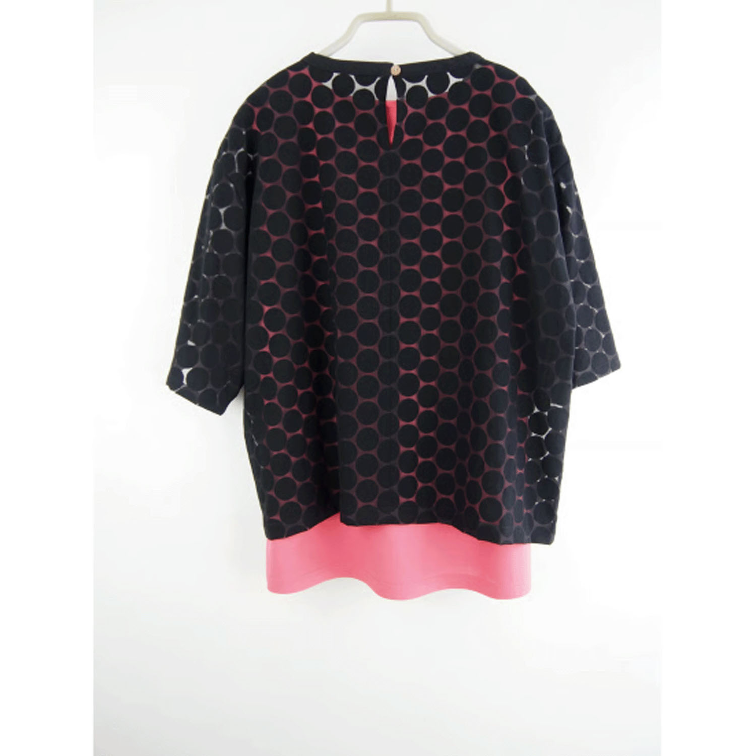 GIPSY BLUE オーガンジードットクロスポケット付ティーブラウス - 画像9