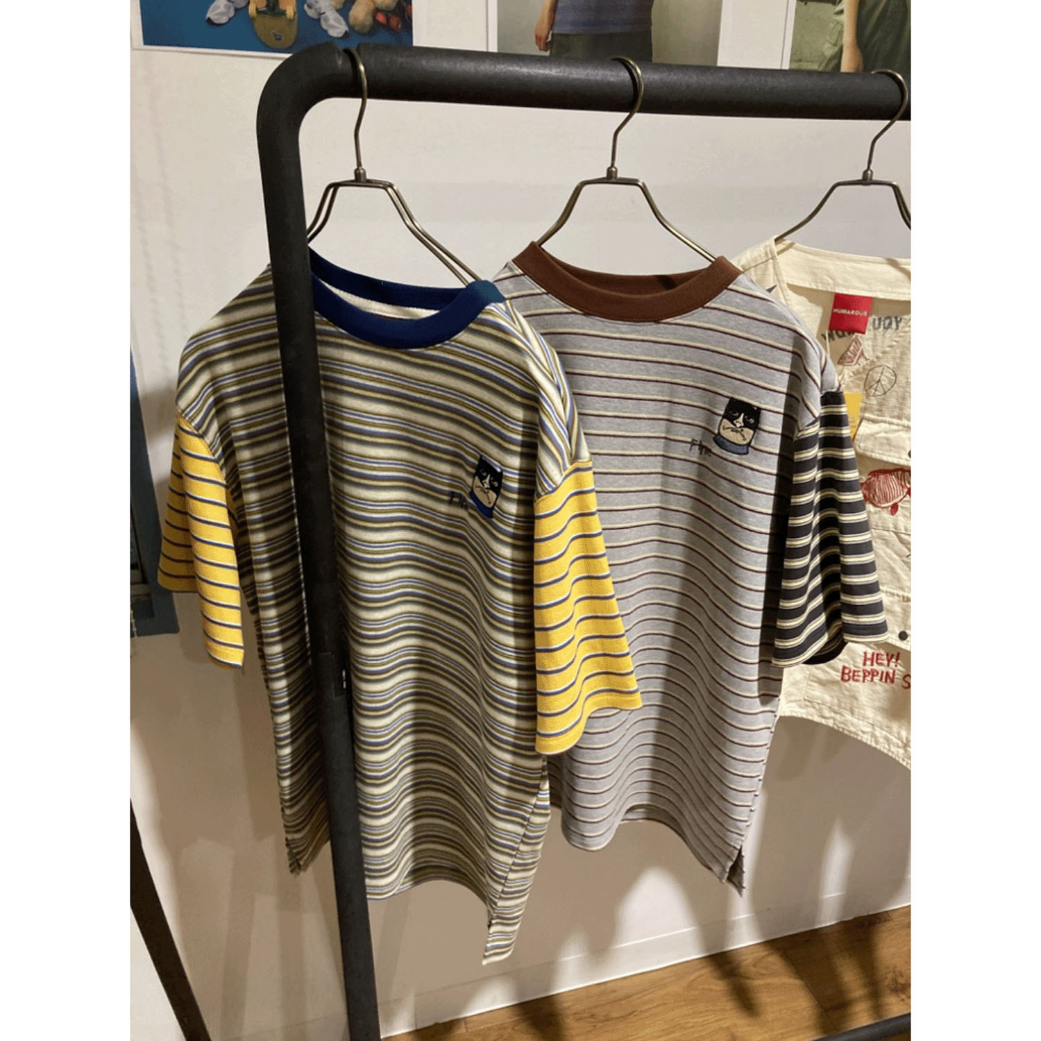 【12／17まで予約受付中】HUMAROUS  Fine Line Border Tee - 画像2