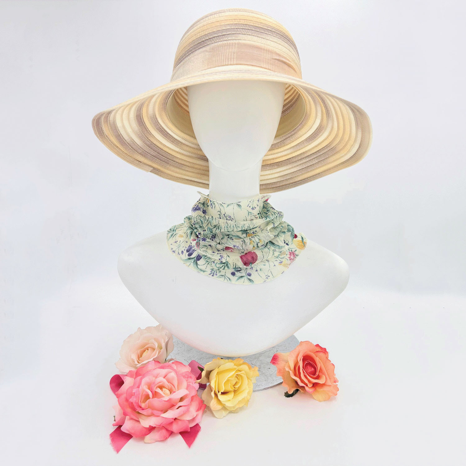 絹・ネックカバー柄 - 画像1