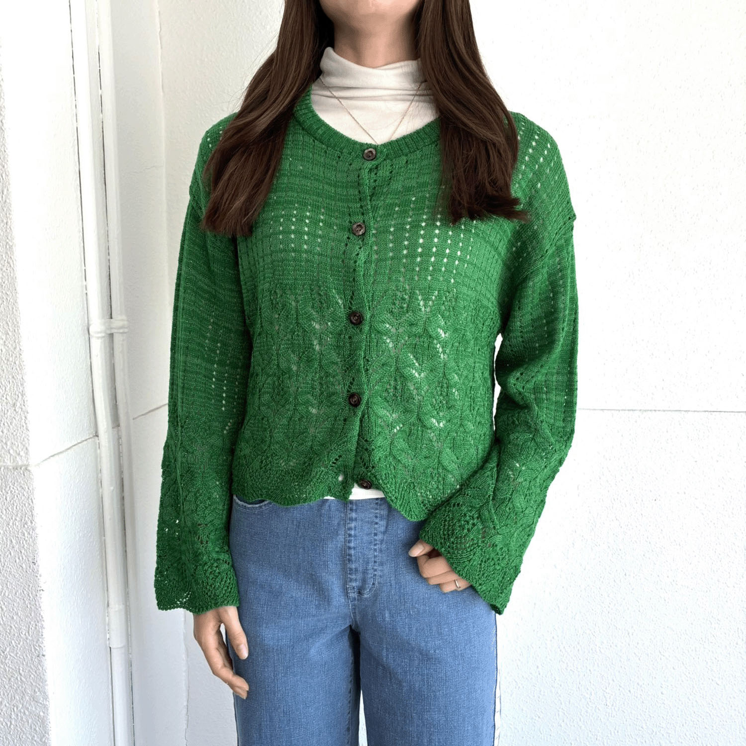 透かし柄丸首カーディガン - 画像1