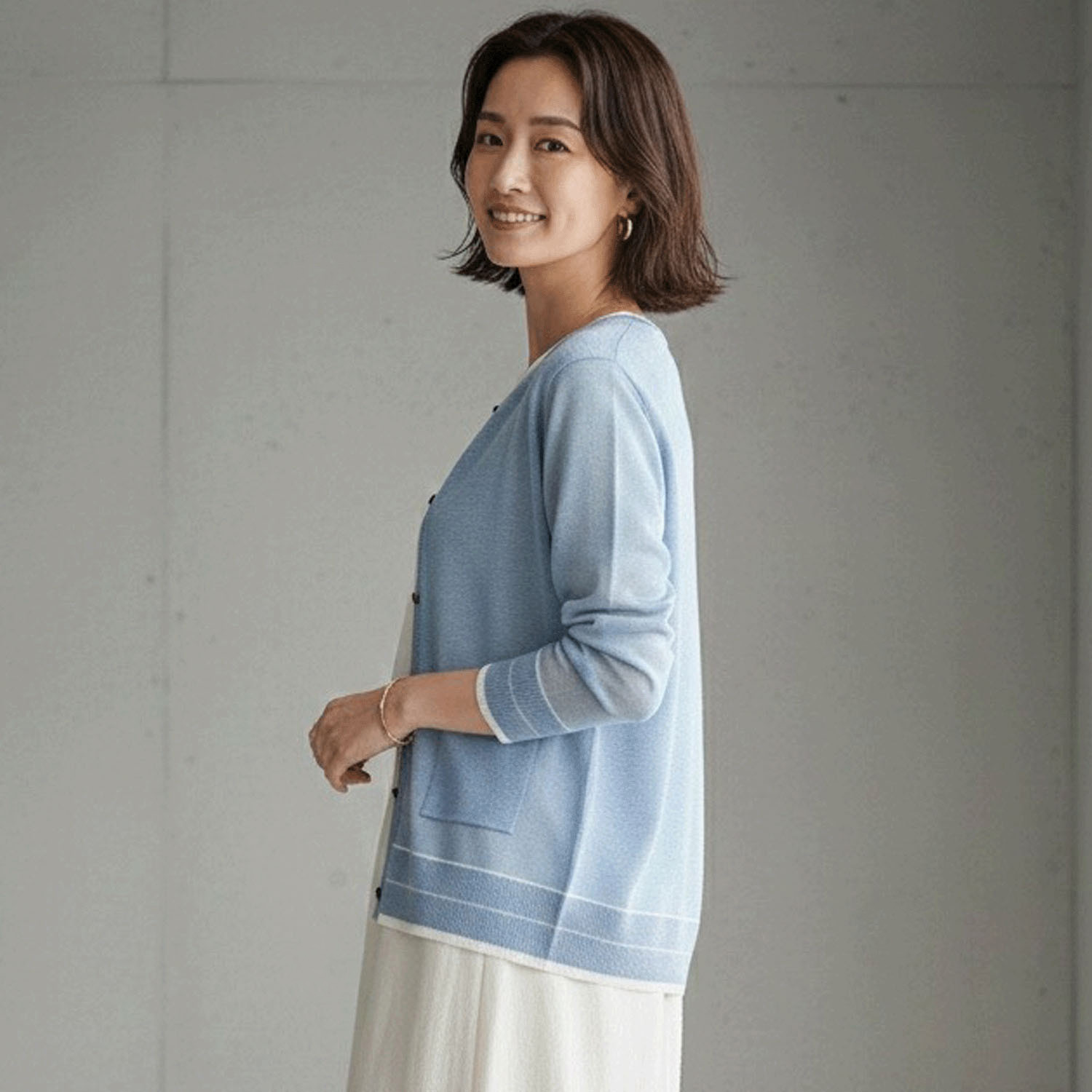 LEVITA配色クルーネックカーディガン - 画像2