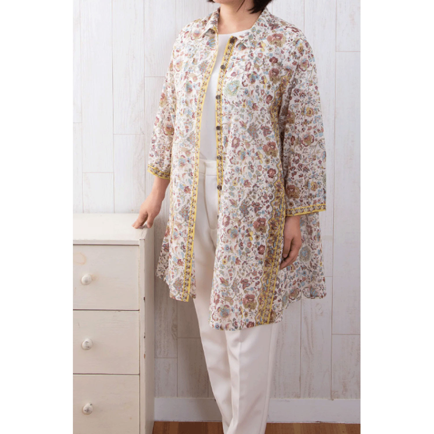 【ETONET限定】シルクロード 前身頃ピンタックポケット付チュニック ヴァタビア - 画像3