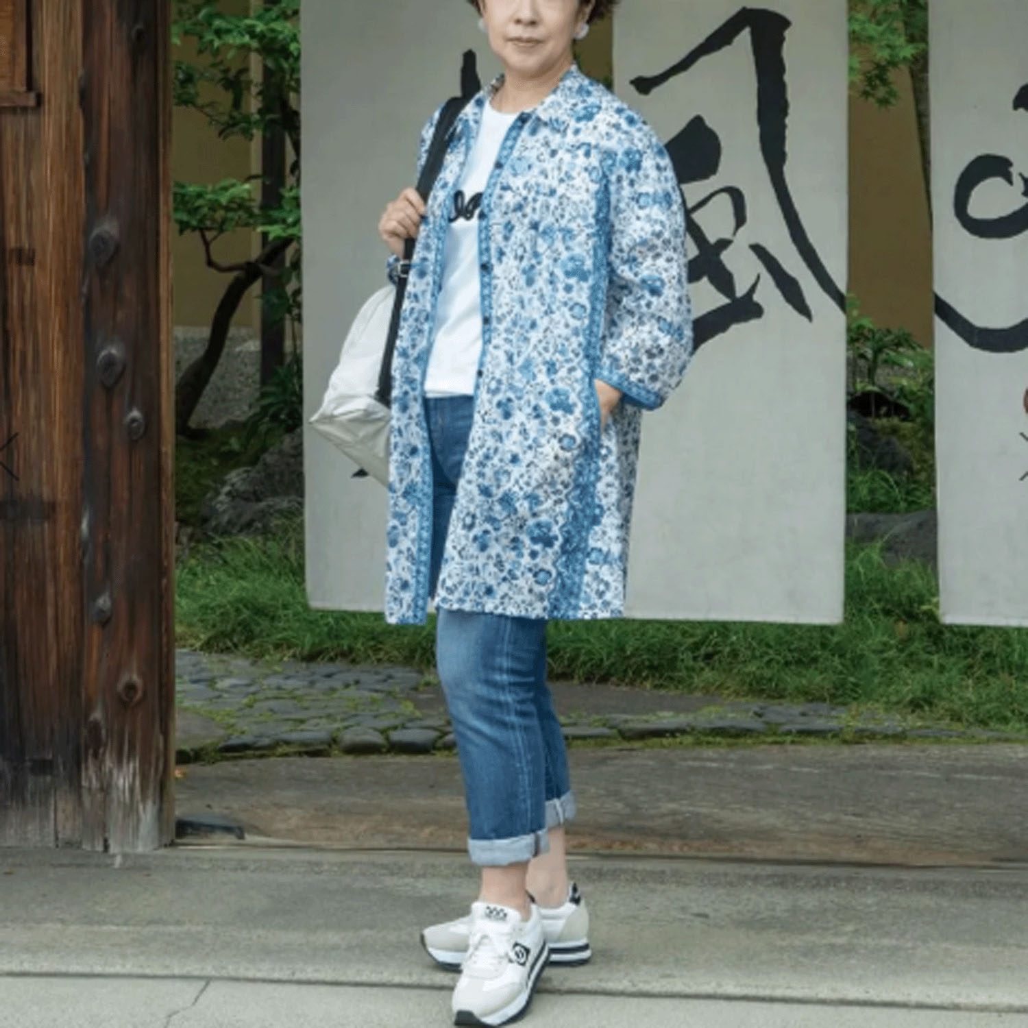 【ETONET限定】シルクロード 前身頃ピンタックポケット付チュニック ヴァタビア - 画像1