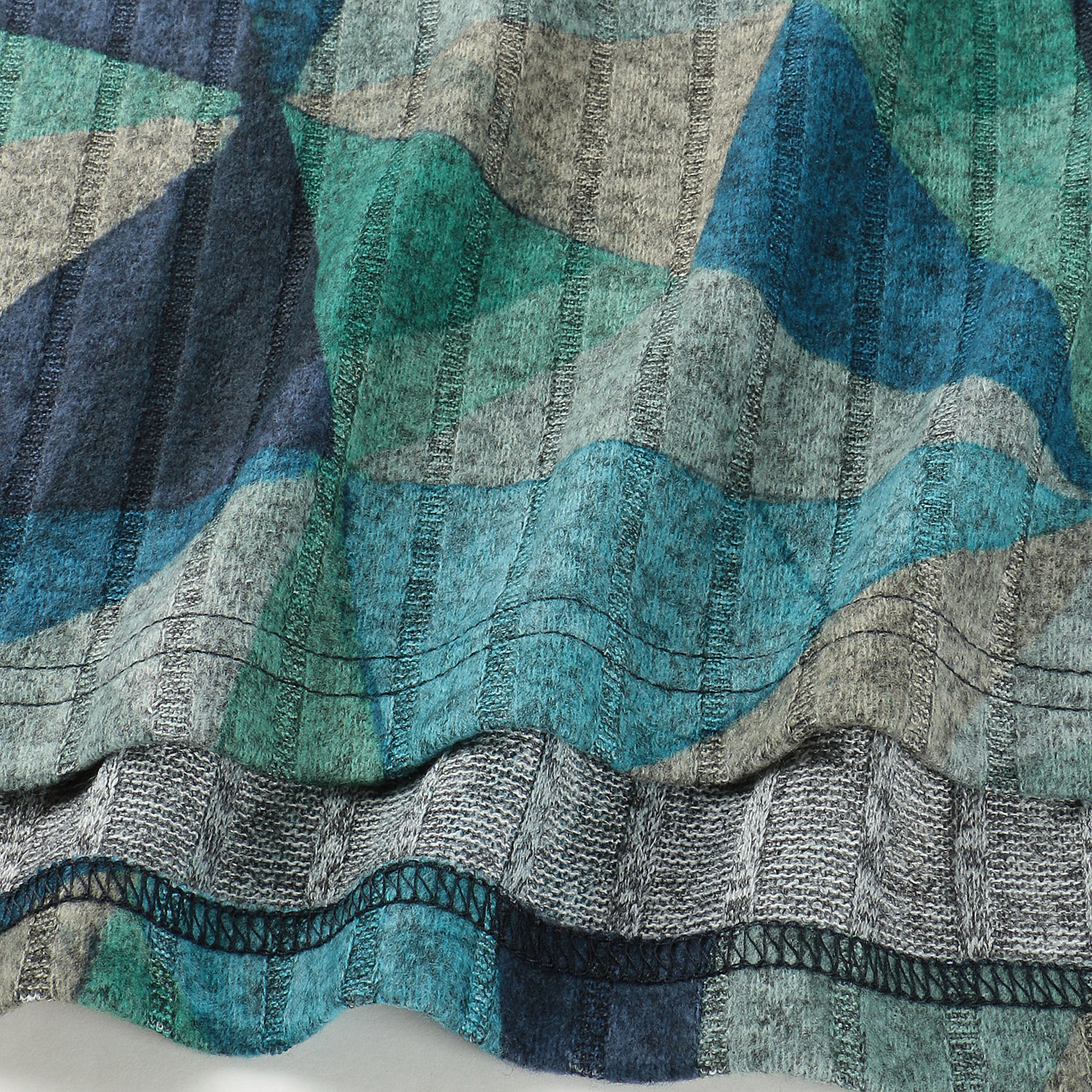 LAPIS ROUGE レインボー柄プルオーバー - 画像4