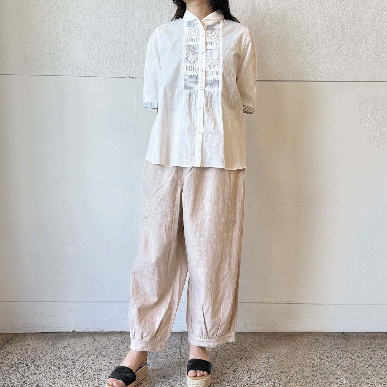 インディゴ 綿麻コクーンパンツ - 画像6