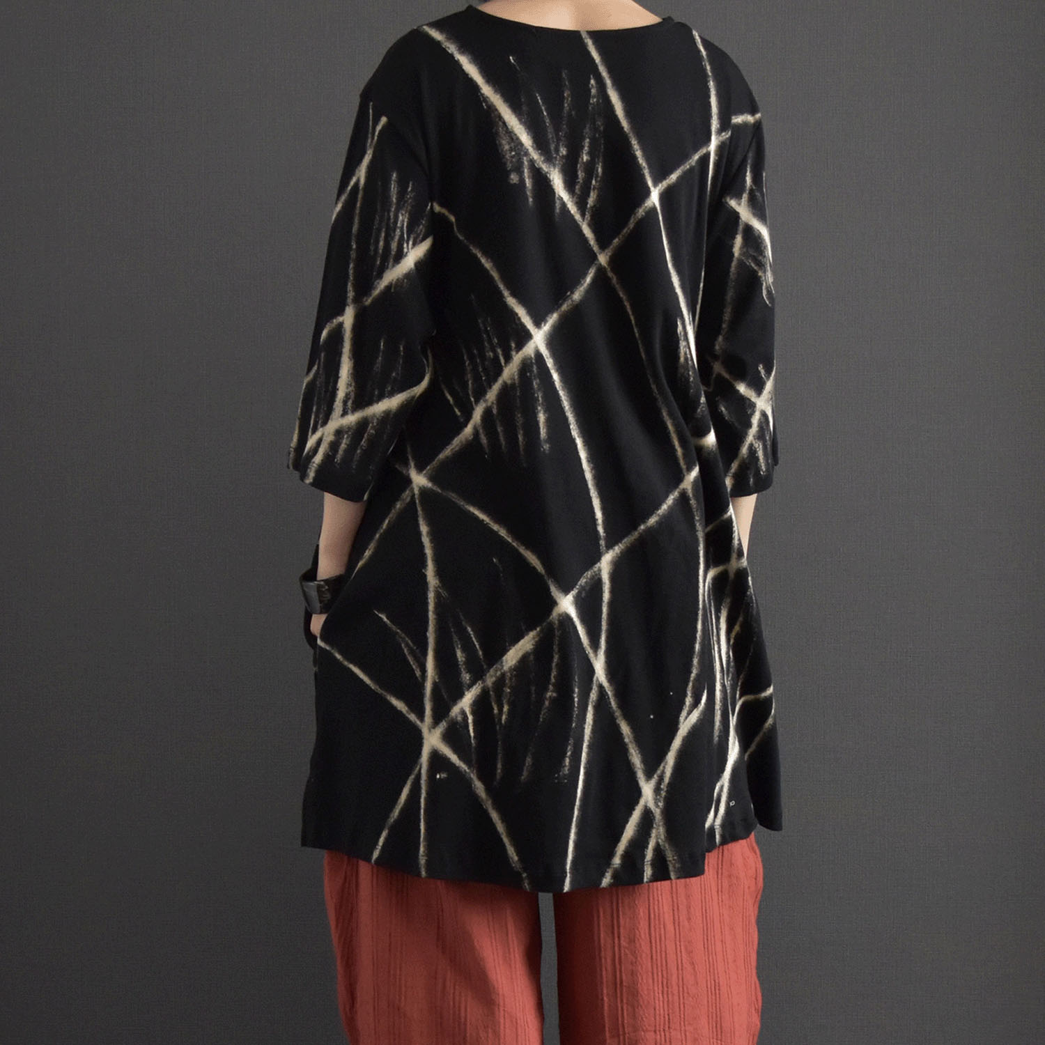 ケトレード 手書き柄ワンピース - 画像4