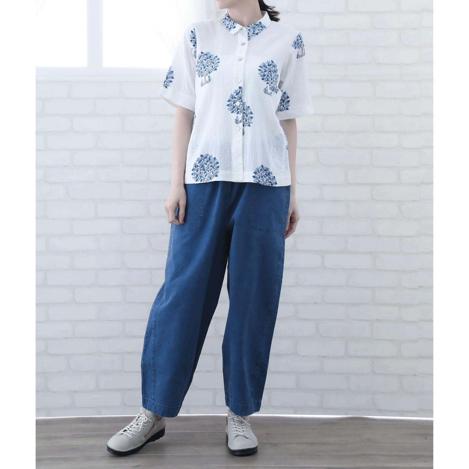 インディゴ ビッグモチーフプリントブラウス - 画像4