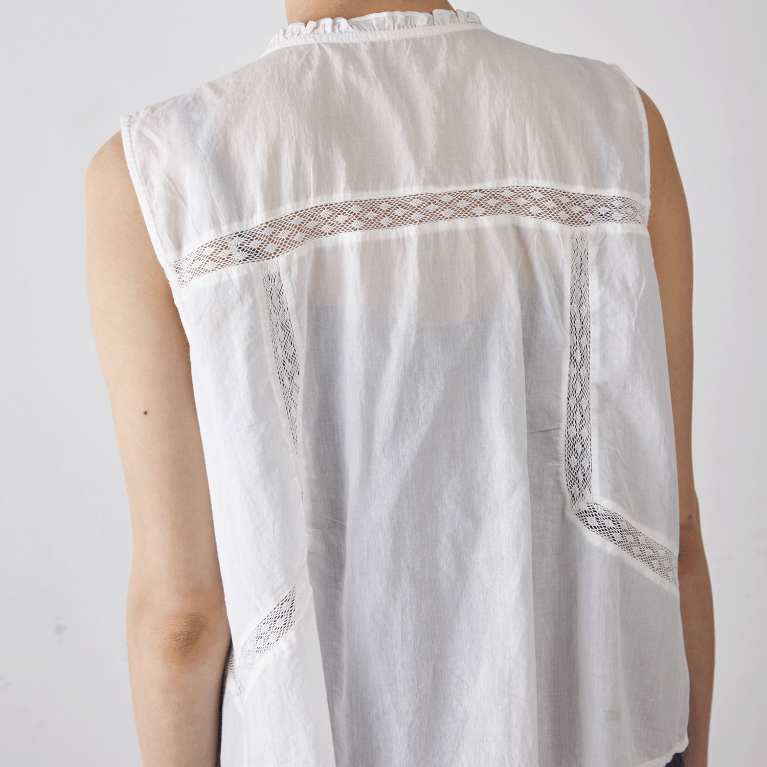 Fanaka 刺繍レースフロントリボンベスト - 画像5