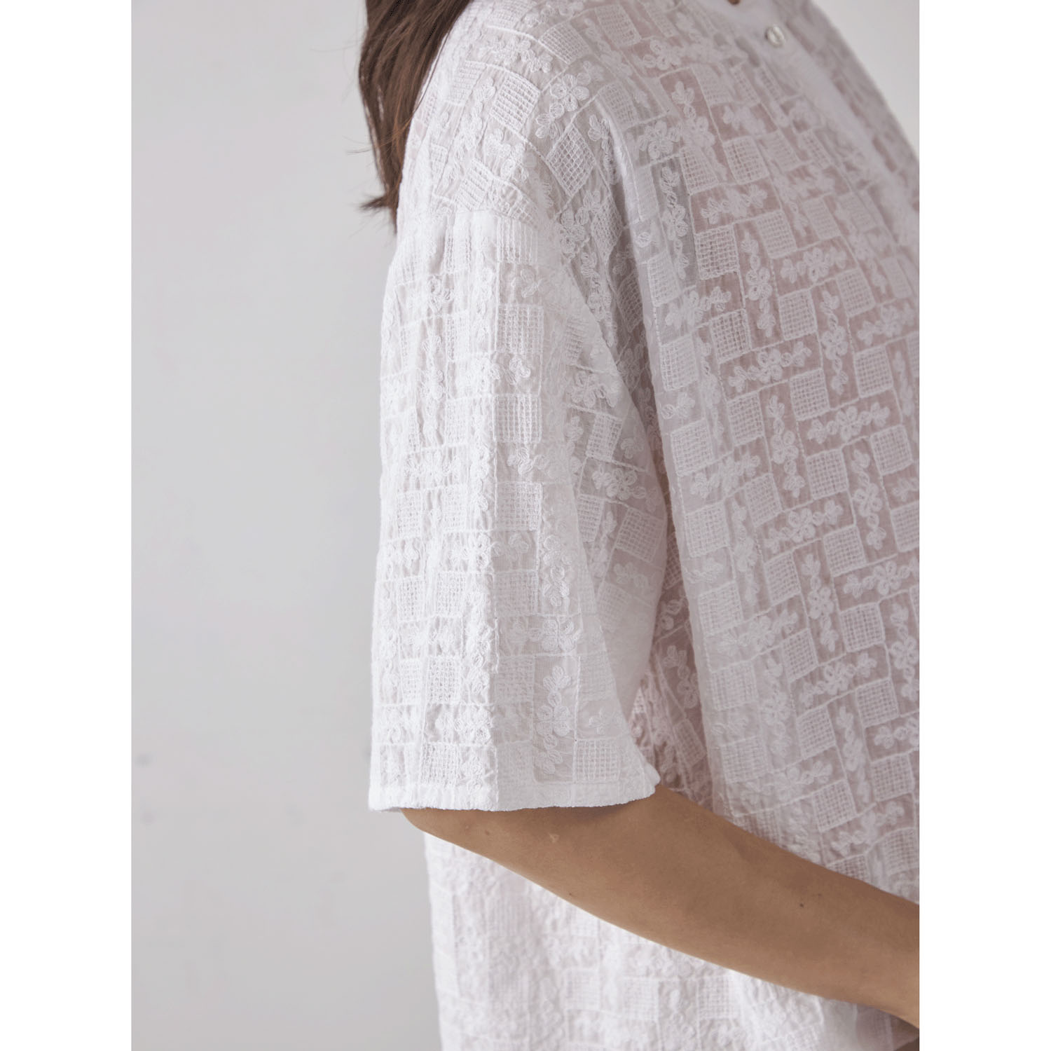 Fanaka シアー総刺繍前開きブラウス - 画像3