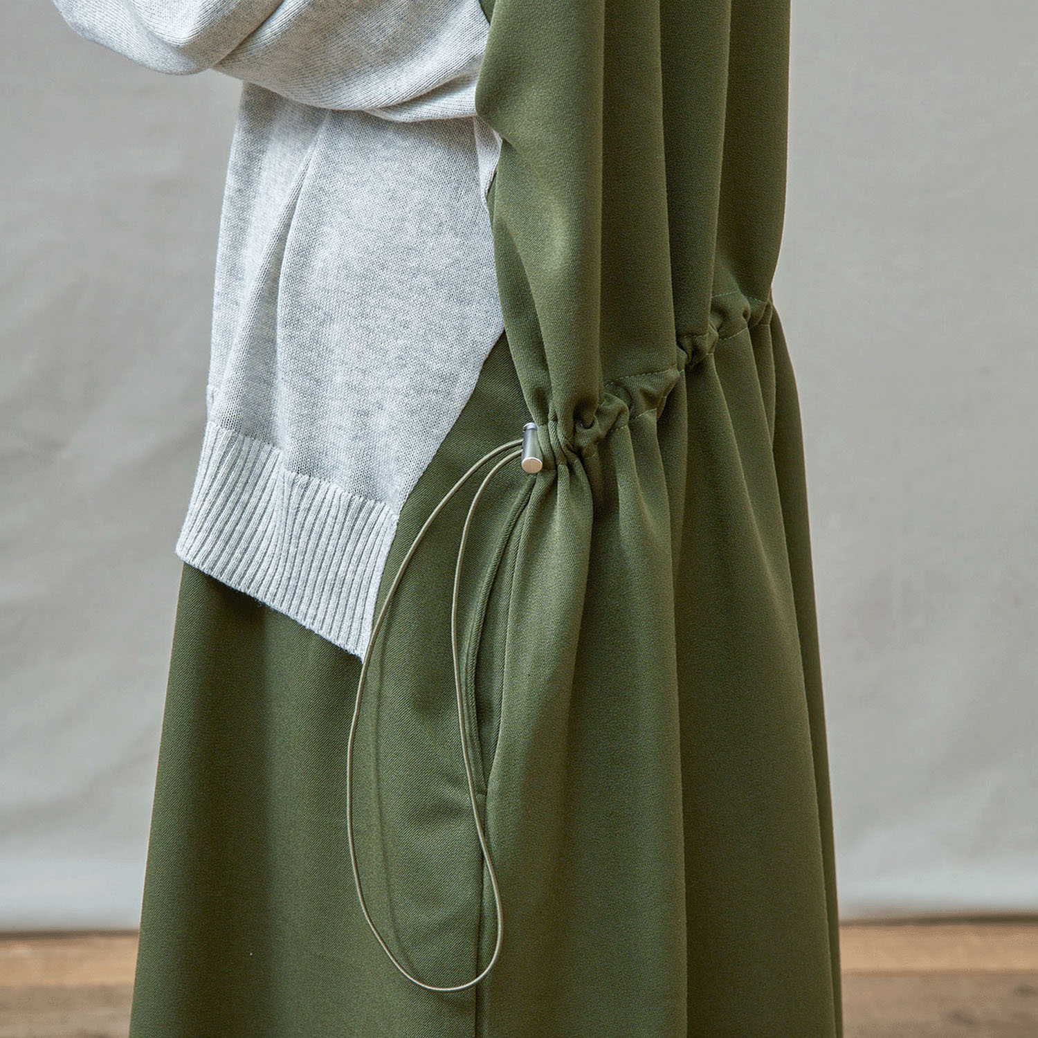 【Insta Live】teMite ニット×布帛ドッキングワンピース - 画像19