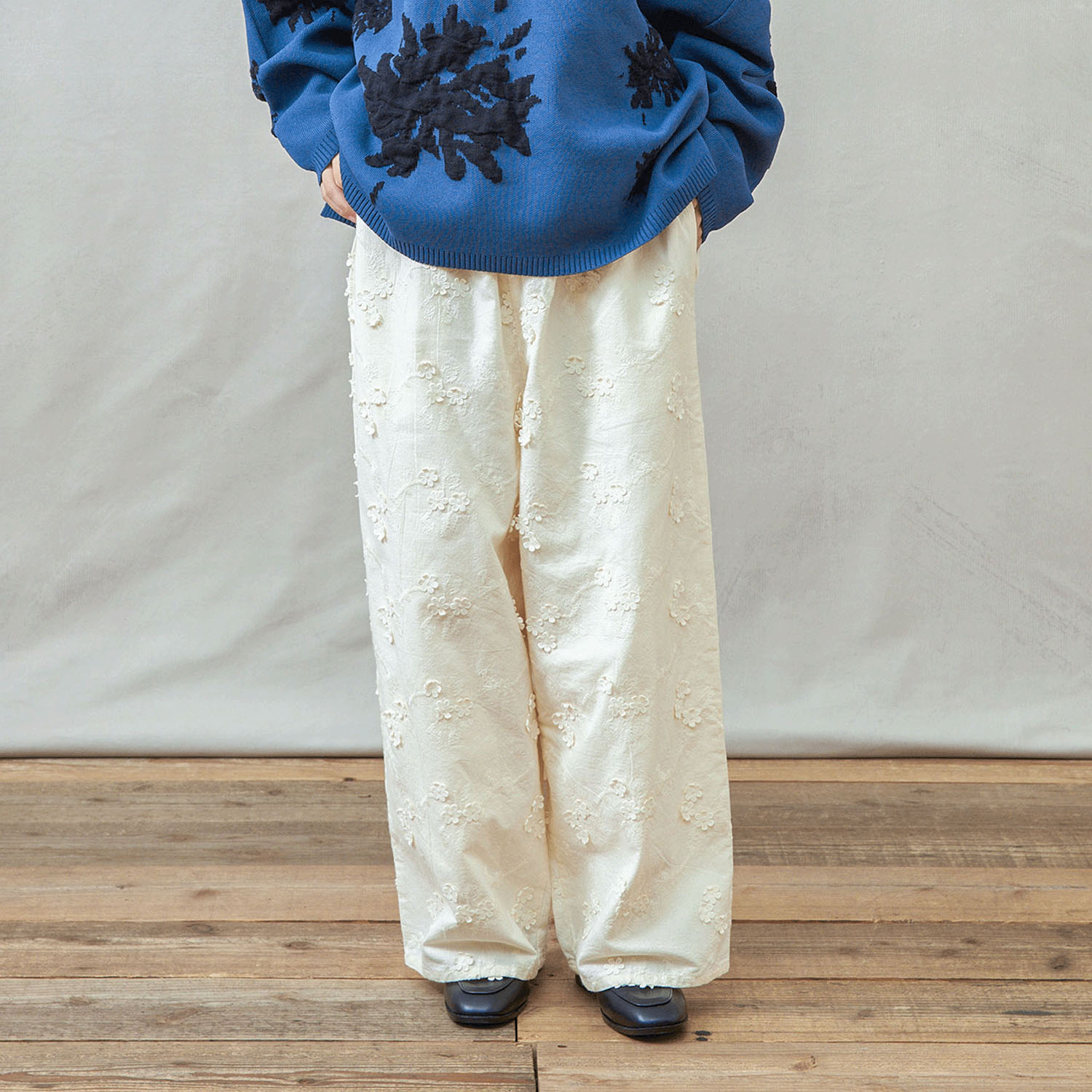 teMite 立体刺繍ワイドパンツ - 画像11