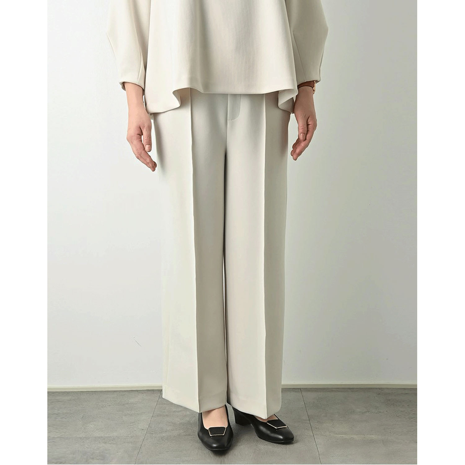 【Insta Live】Brown＆Street  センタータックストレートパンツ - 画像1