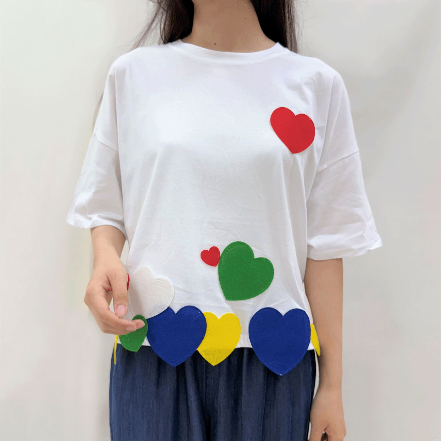 ハートアップリケ刺繍Tシャツ - 画像1