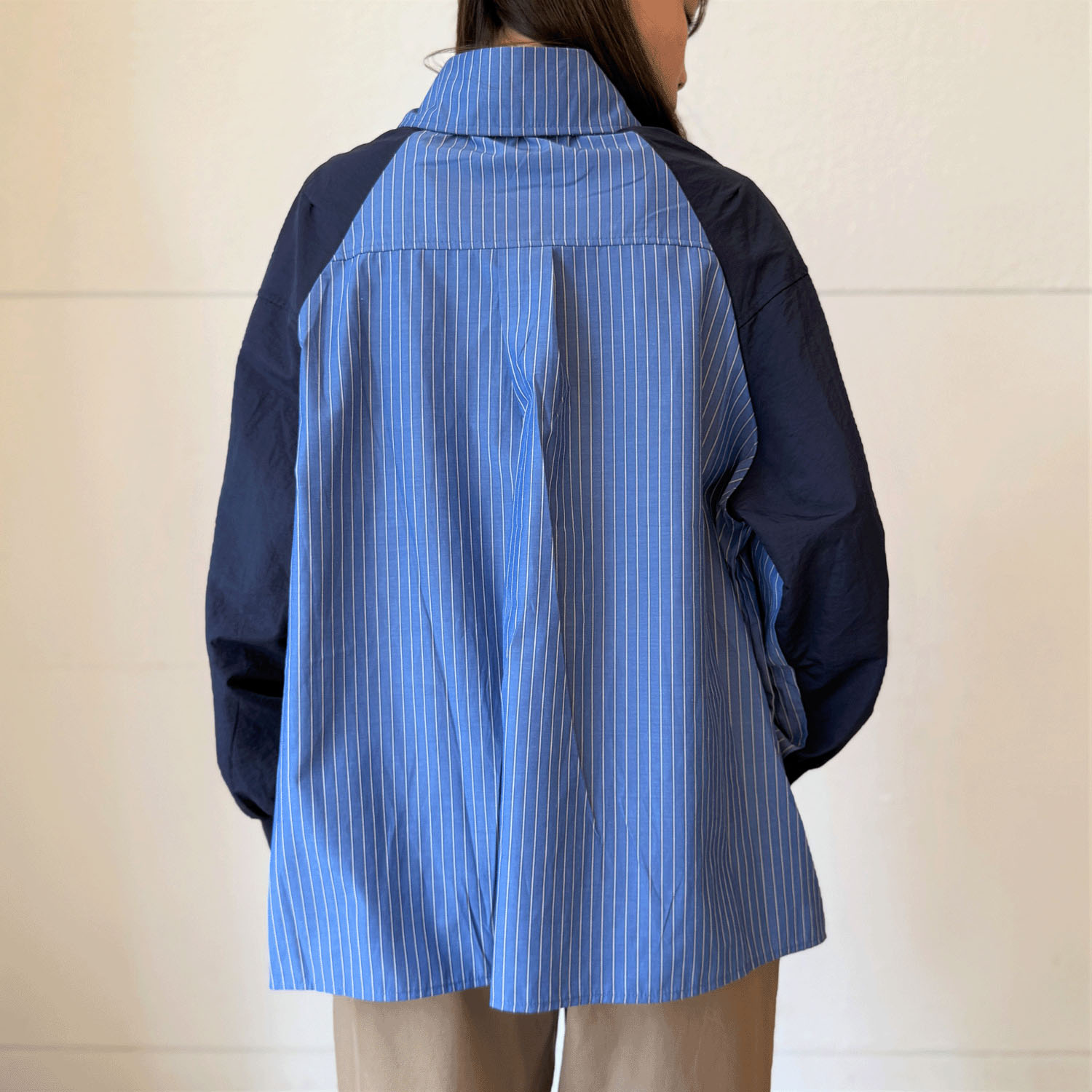 ストライプデザインシャツ - 画像2