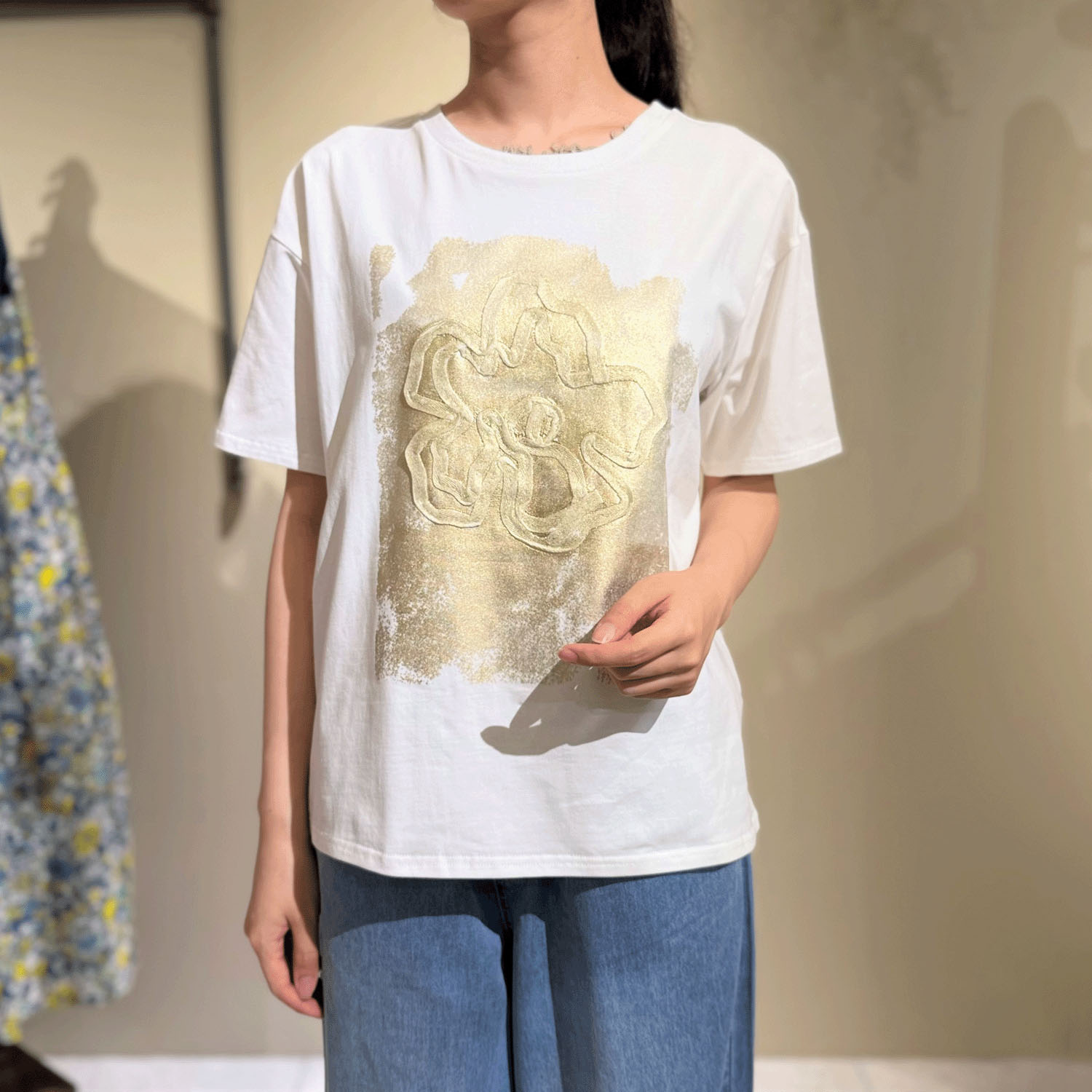 コード刺繍＆箔ペイントTシャツ - 画像6