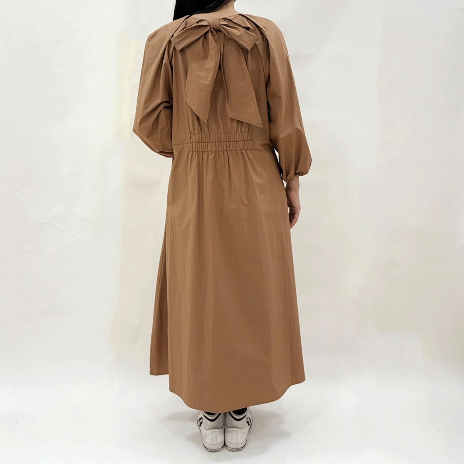 肩タックバックリボンAラインワンピース - 画像2