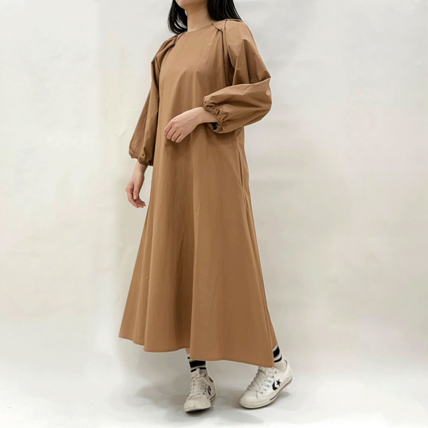 肩タックバックリボンAラインワンピース - 画像1