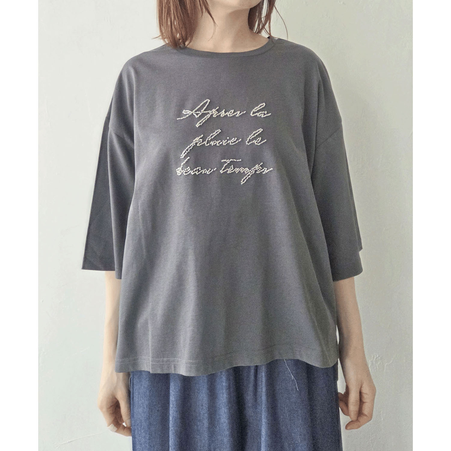 epidemique ビーズ刺繍Tシャツ