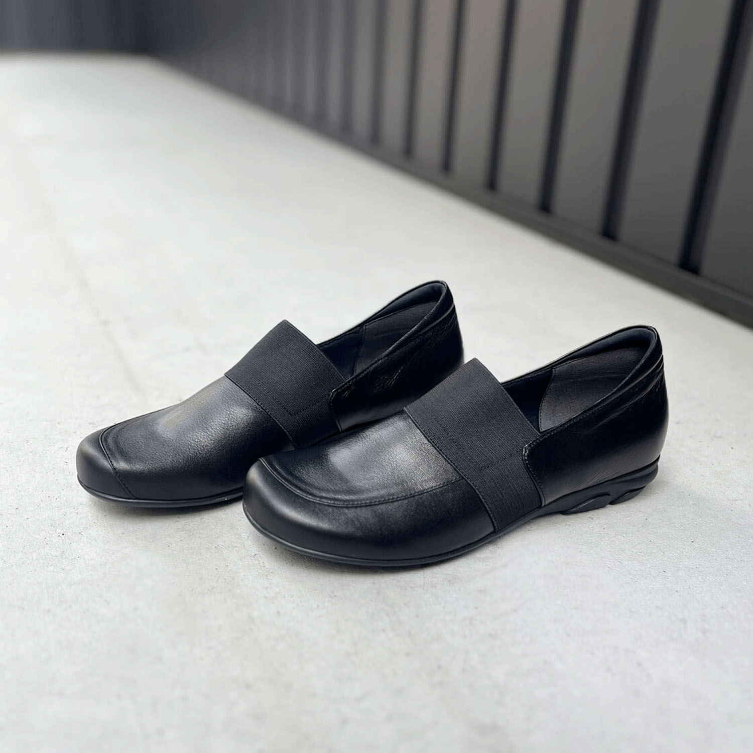 Monet オブリークトゥレザースリッポン88933 - 画像5