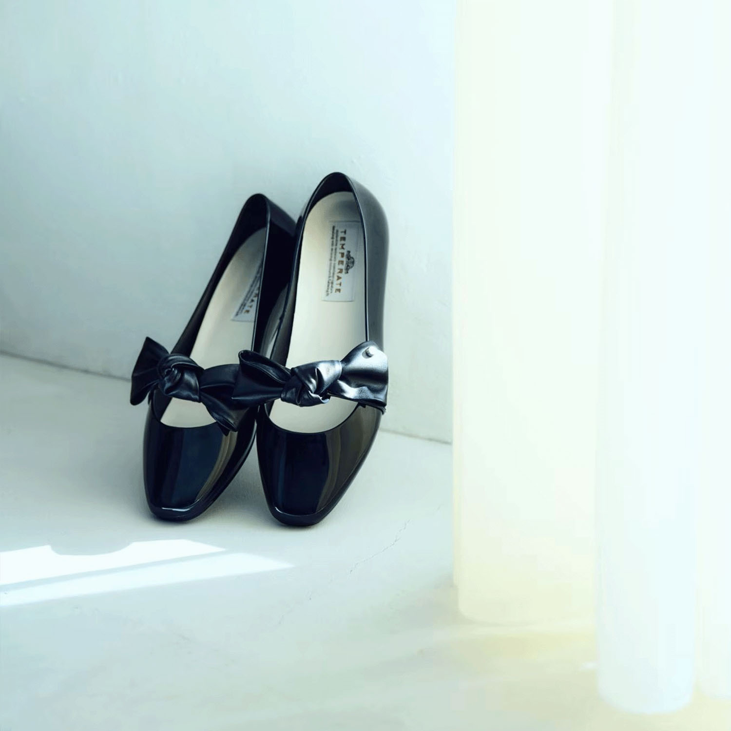 TEMPERATE ELSIE リボンパンプス - 画像1