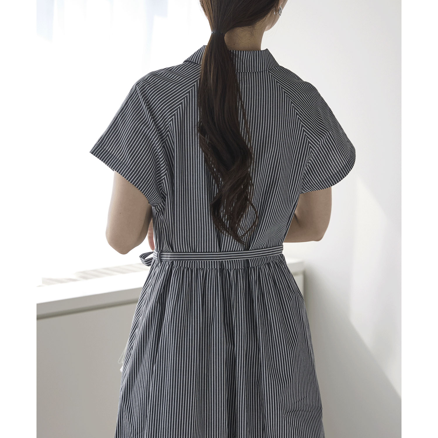 【お取り寄せ】PREFERIR（プレフェリール） ストライプラグラン切替 オープンカラーワンピース - 画像7