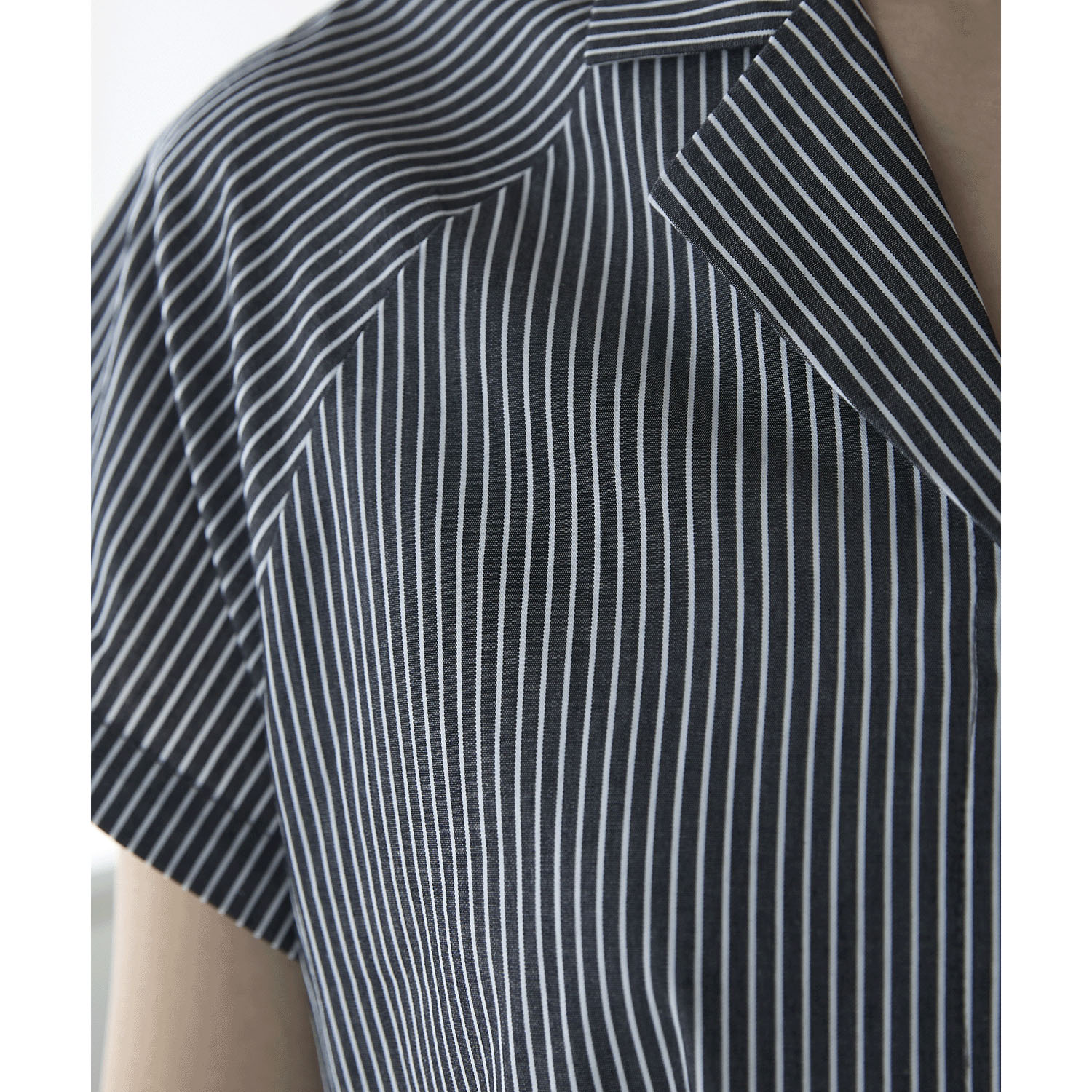 【お取り寄せ】PREFERIR（プレフェリール） ストライプラグラン切替 オープンカラーワンピース - 画像8