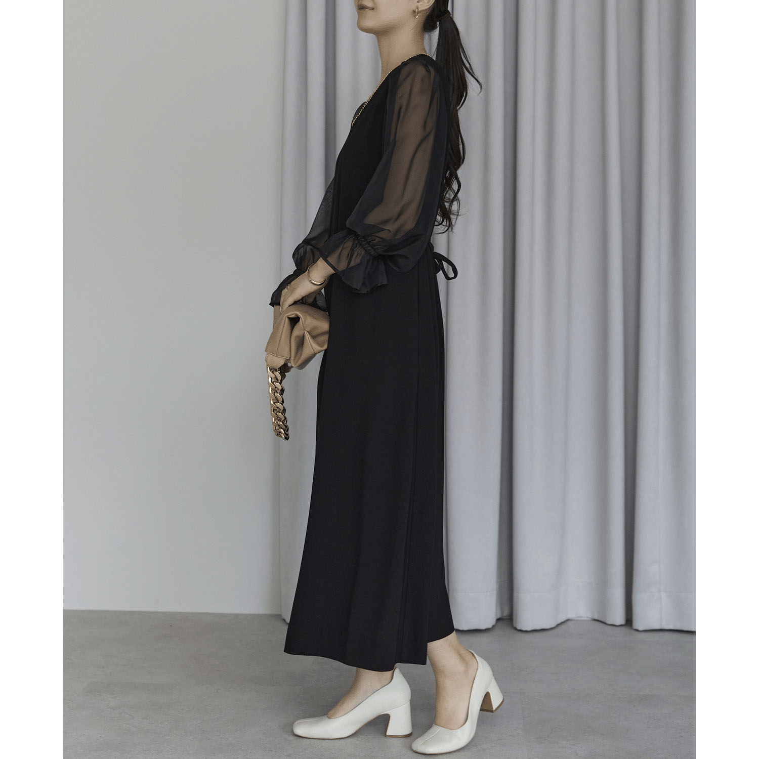 【お取り寄せ】PREFERIRボリュームシアースリーブAラインVネックドレス - 画像6