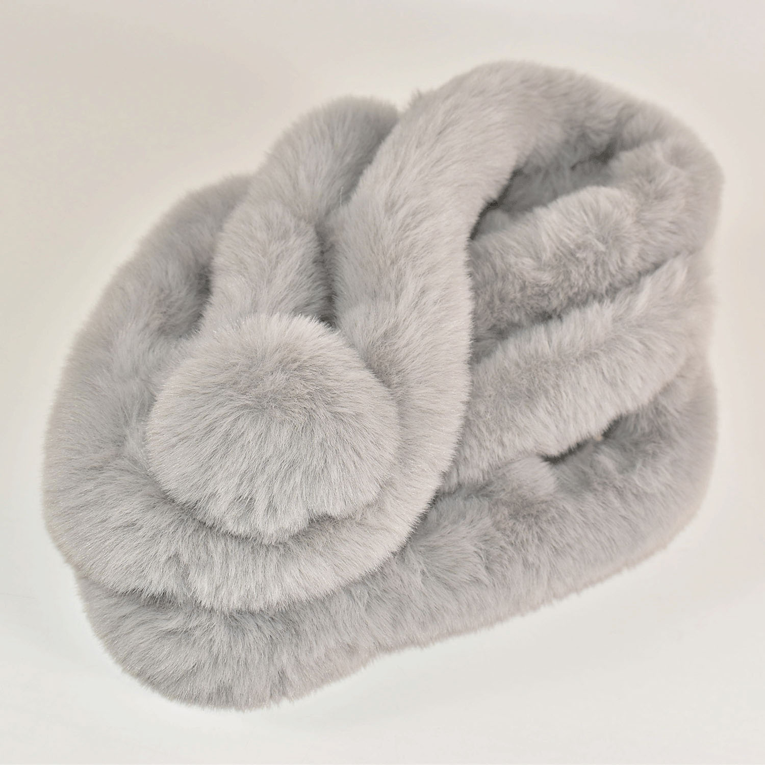 ポンポン付きエコファーマフラー - 画像1