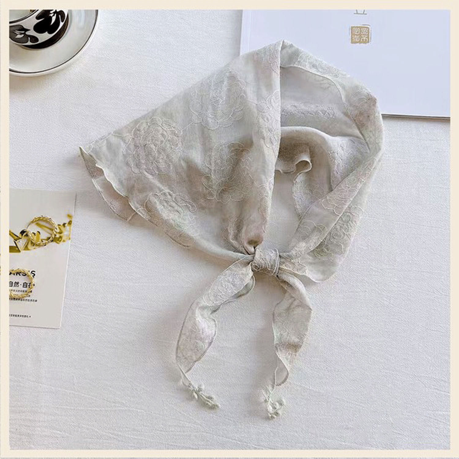 綿混ローズ刺繍プチスカーフ - 画像2