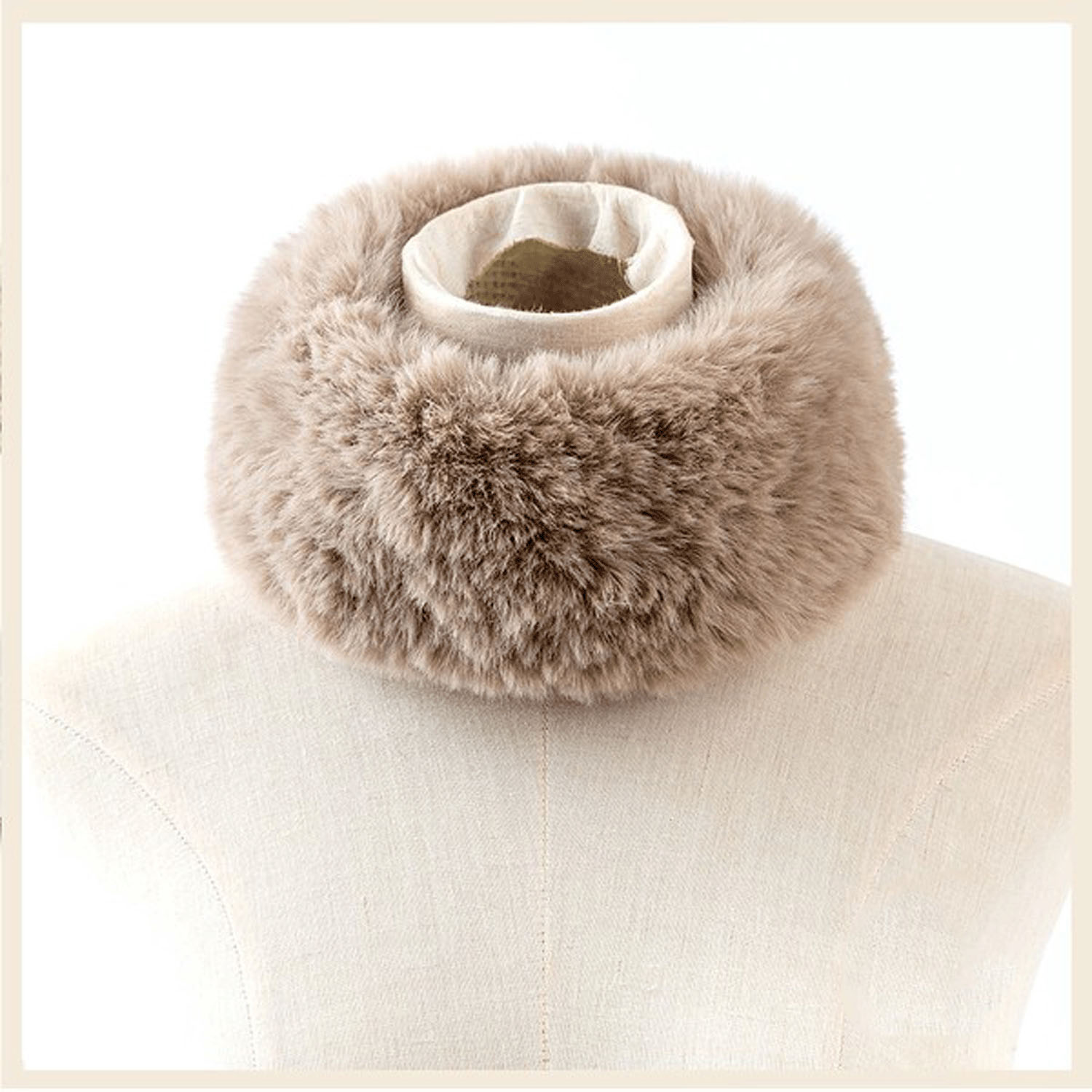 【チャコール、ベージュ終了】エコファースヌード - 画像1