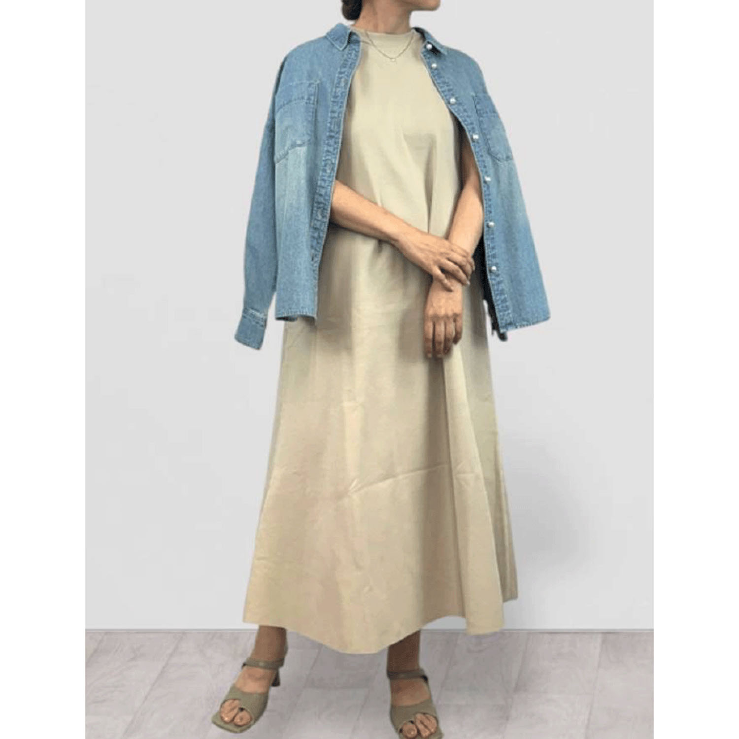 QTUME デニムパール釦シャツ - 画像6