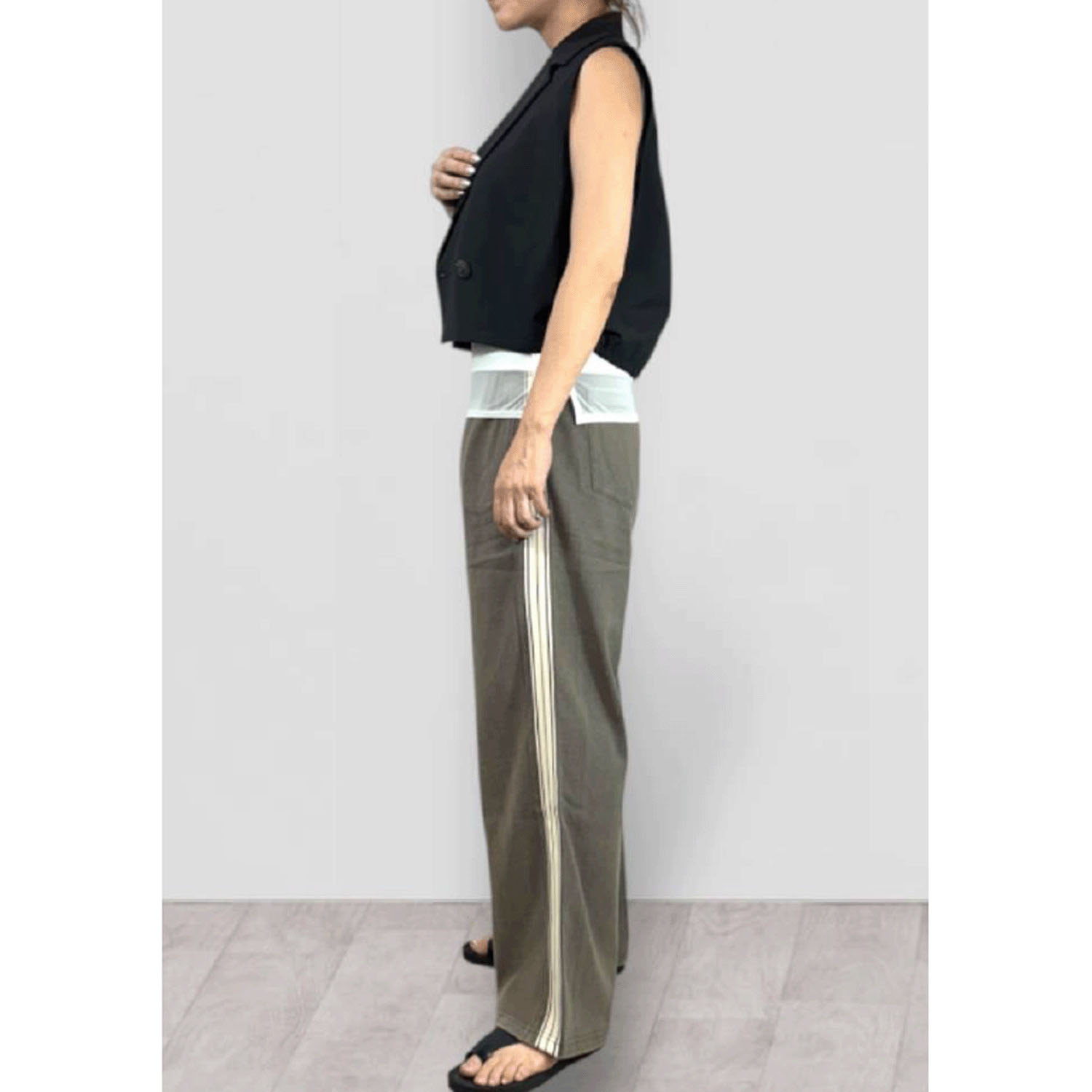 QTUME クロップドスリーブレスジャケット - 画像8