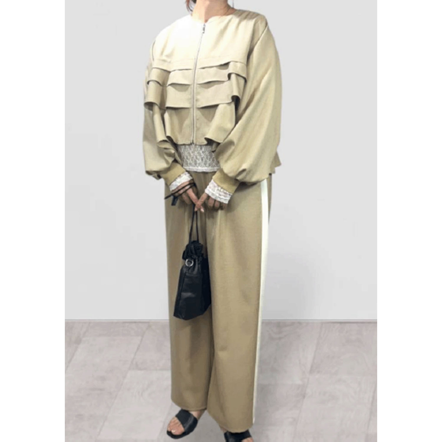 QTUME サイドラインタックパンツ - 画像9