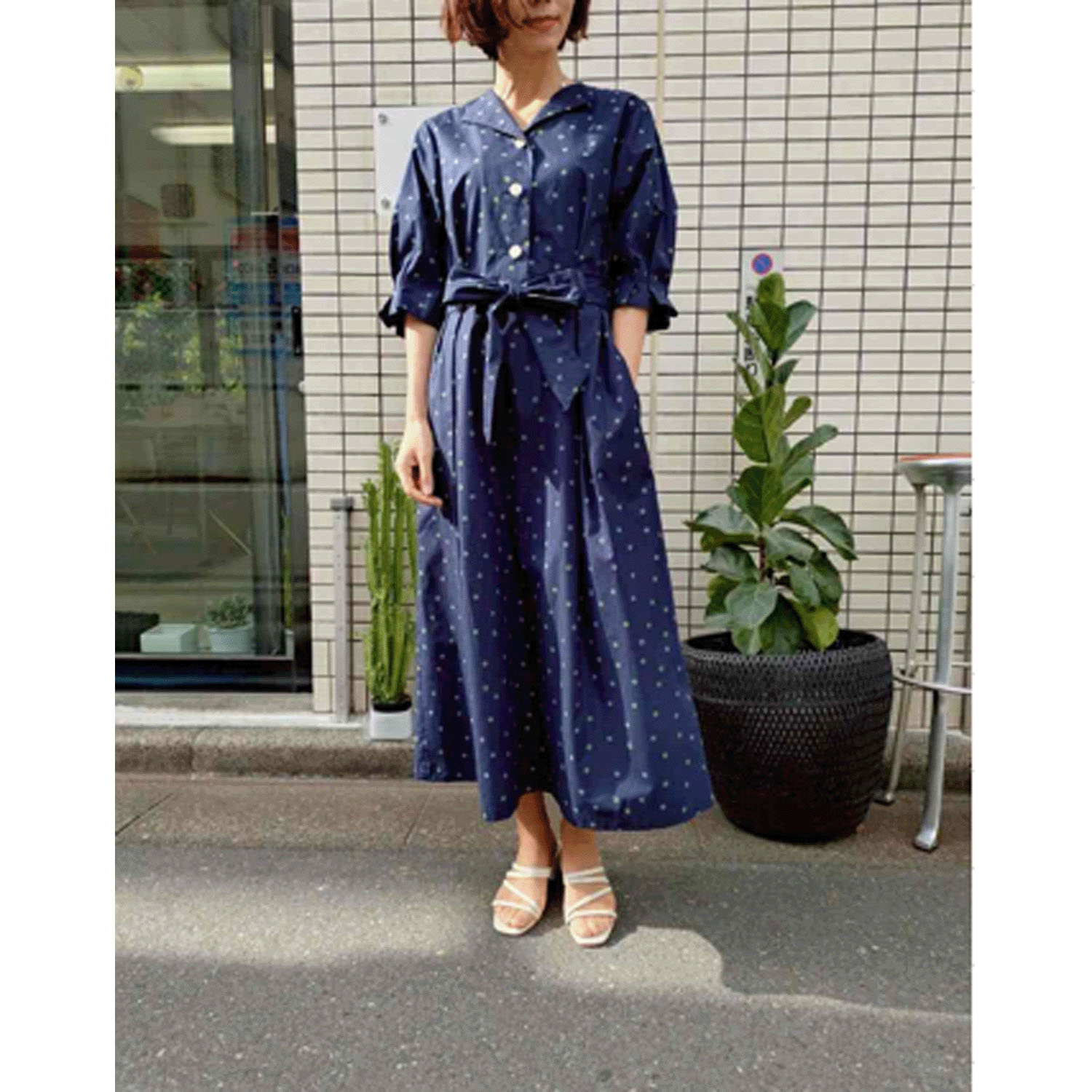 Doubleface Tokyo 水玉オープンカラーリボン付きワンピース - 画像1