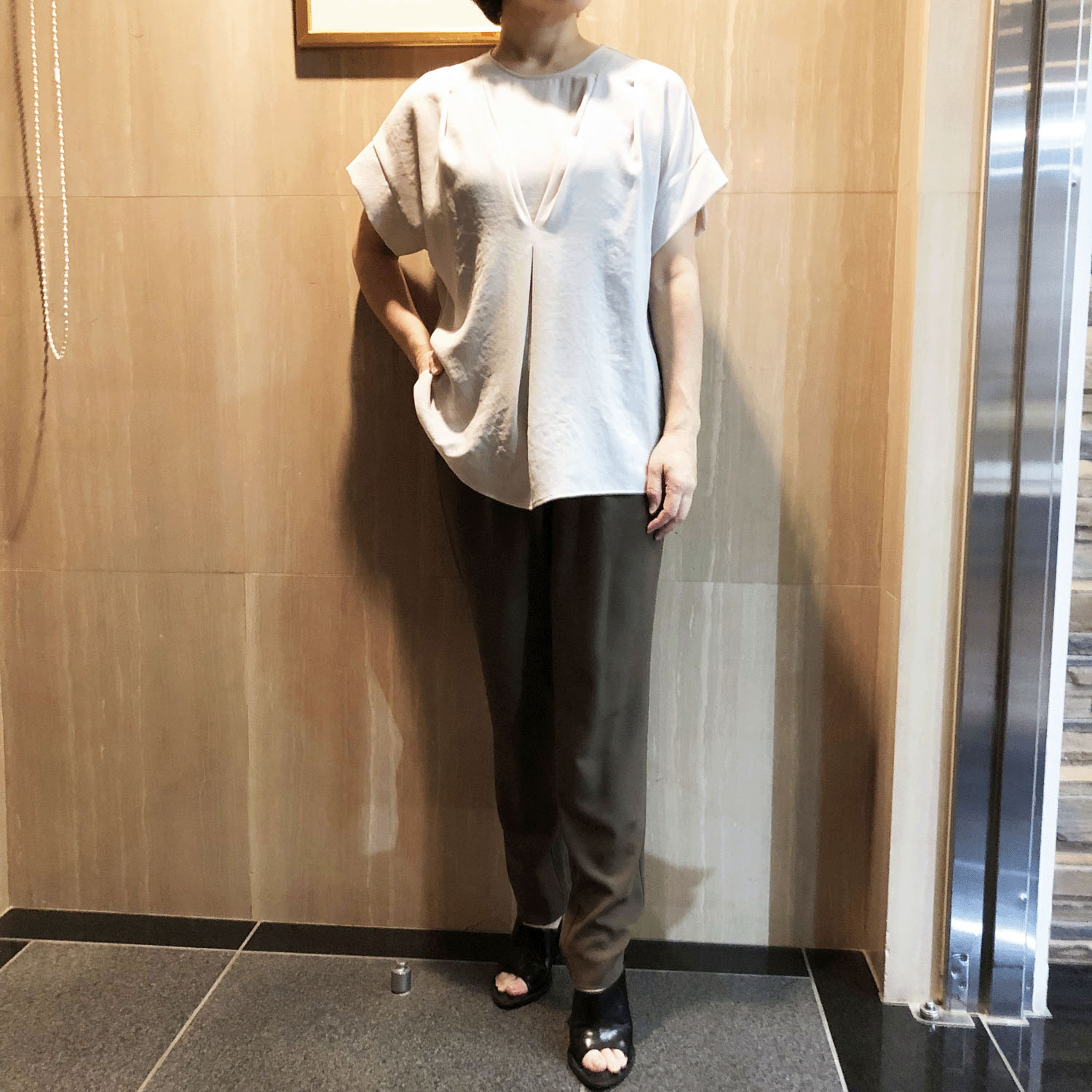 一珠 KOKIA ジョーゼットタックプルオーバー - 画像7