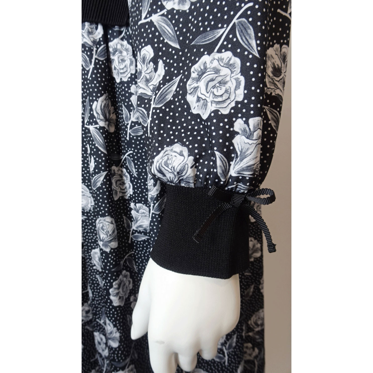 Super Beauty ニットベスト×レイヤード風プリントワンピース - 画像8