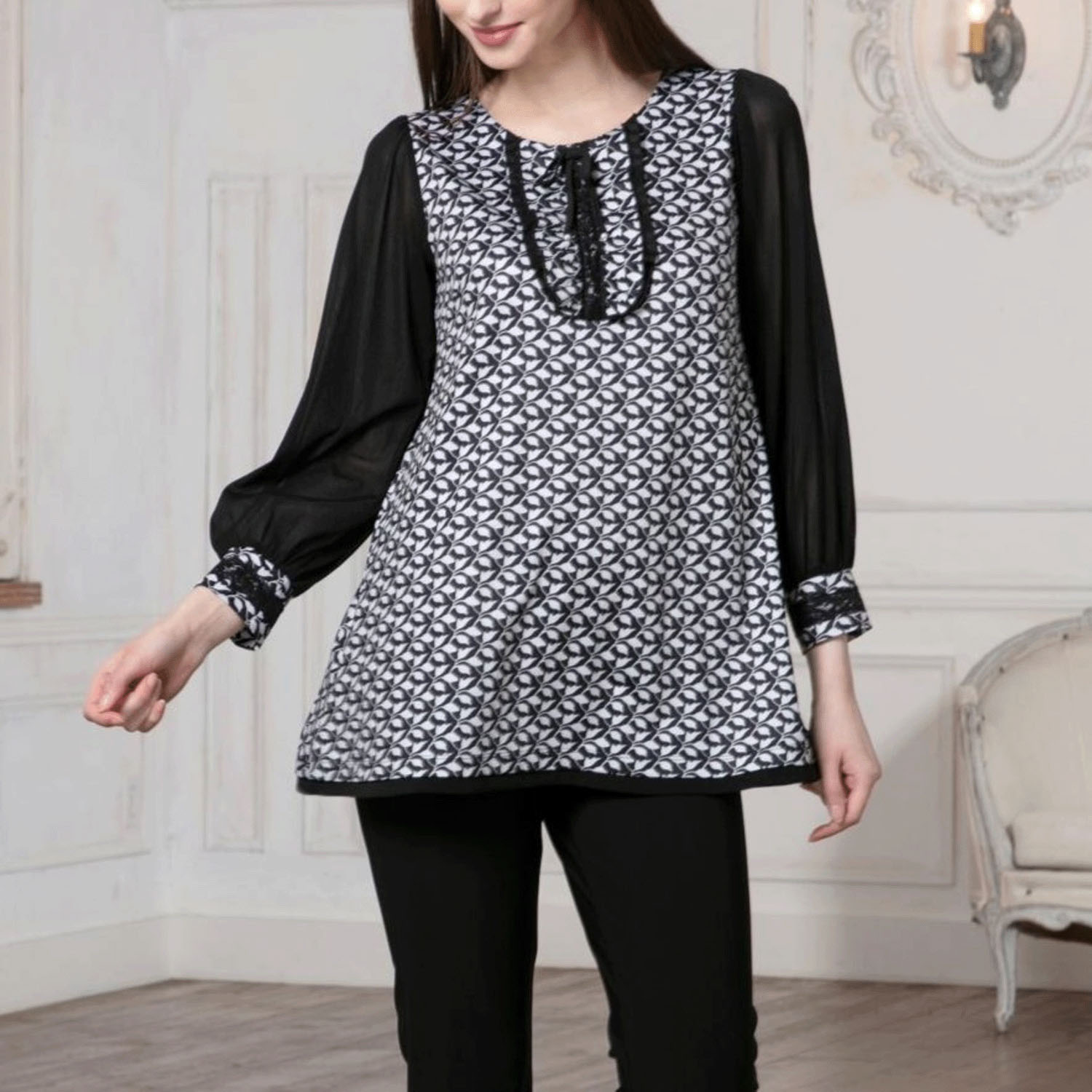 Super Beauty 袖パワーネット素材モノトーン柄チュニックカットソー